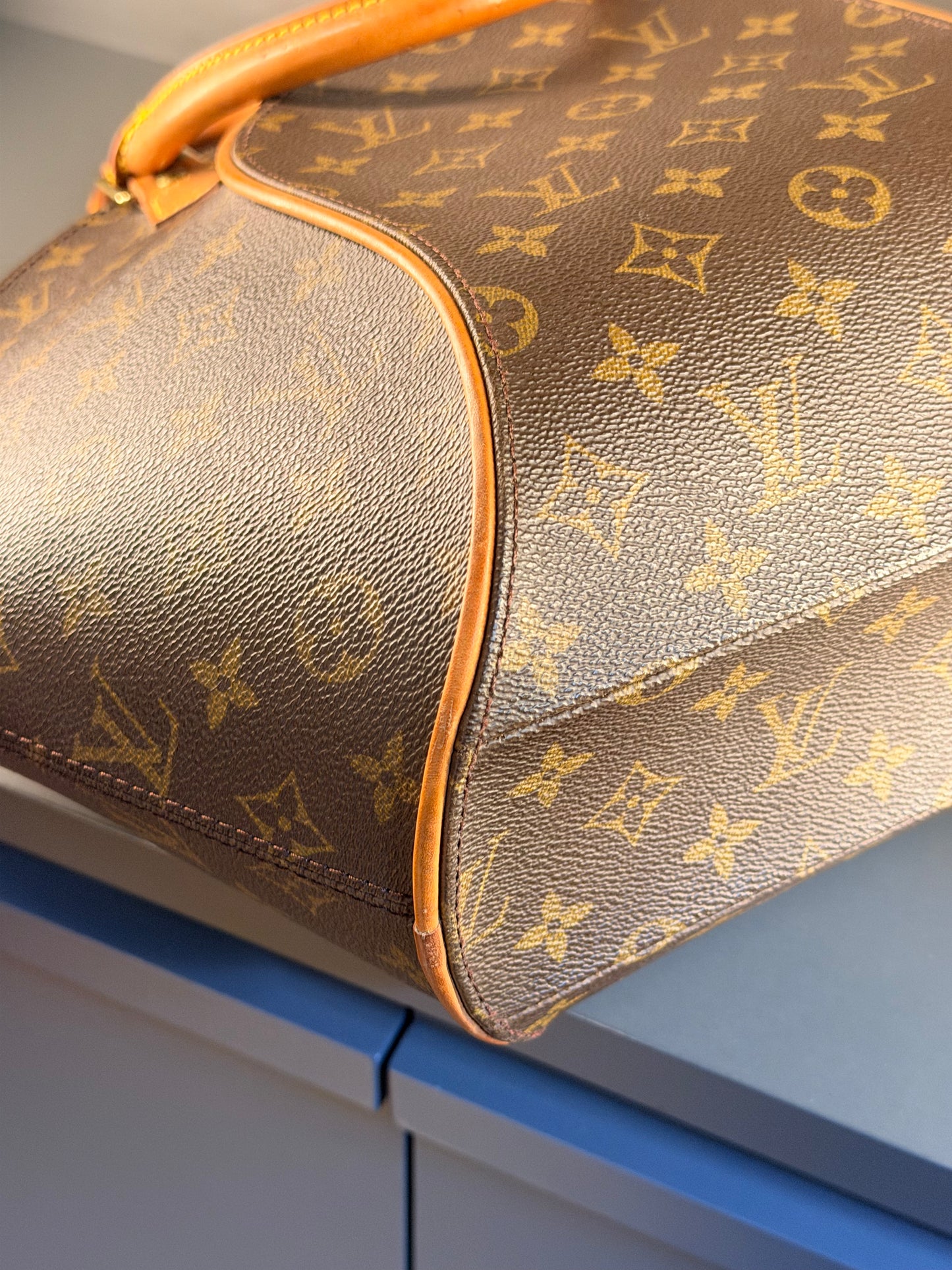 LOUIS VUITTON MONOGRAM ELLIPSE GM HANDBAG