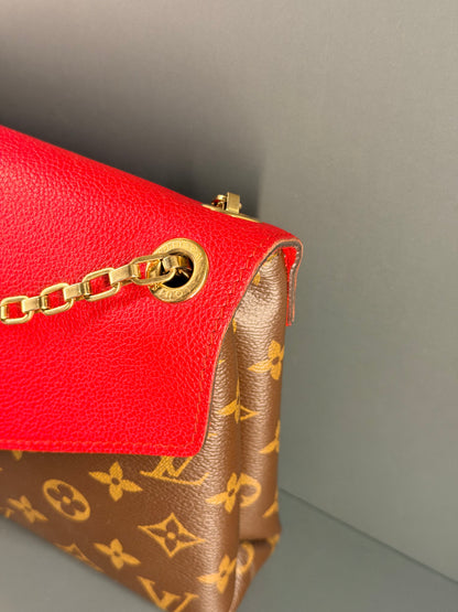 LOUIS VUITTON MONOGRAM PALLAS CHAIN SHOULDER BAG