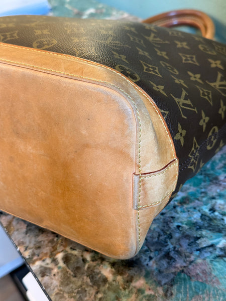 LOUIS VUITTON MONOGRAM LOCK IT VERTICAL HANDBAG