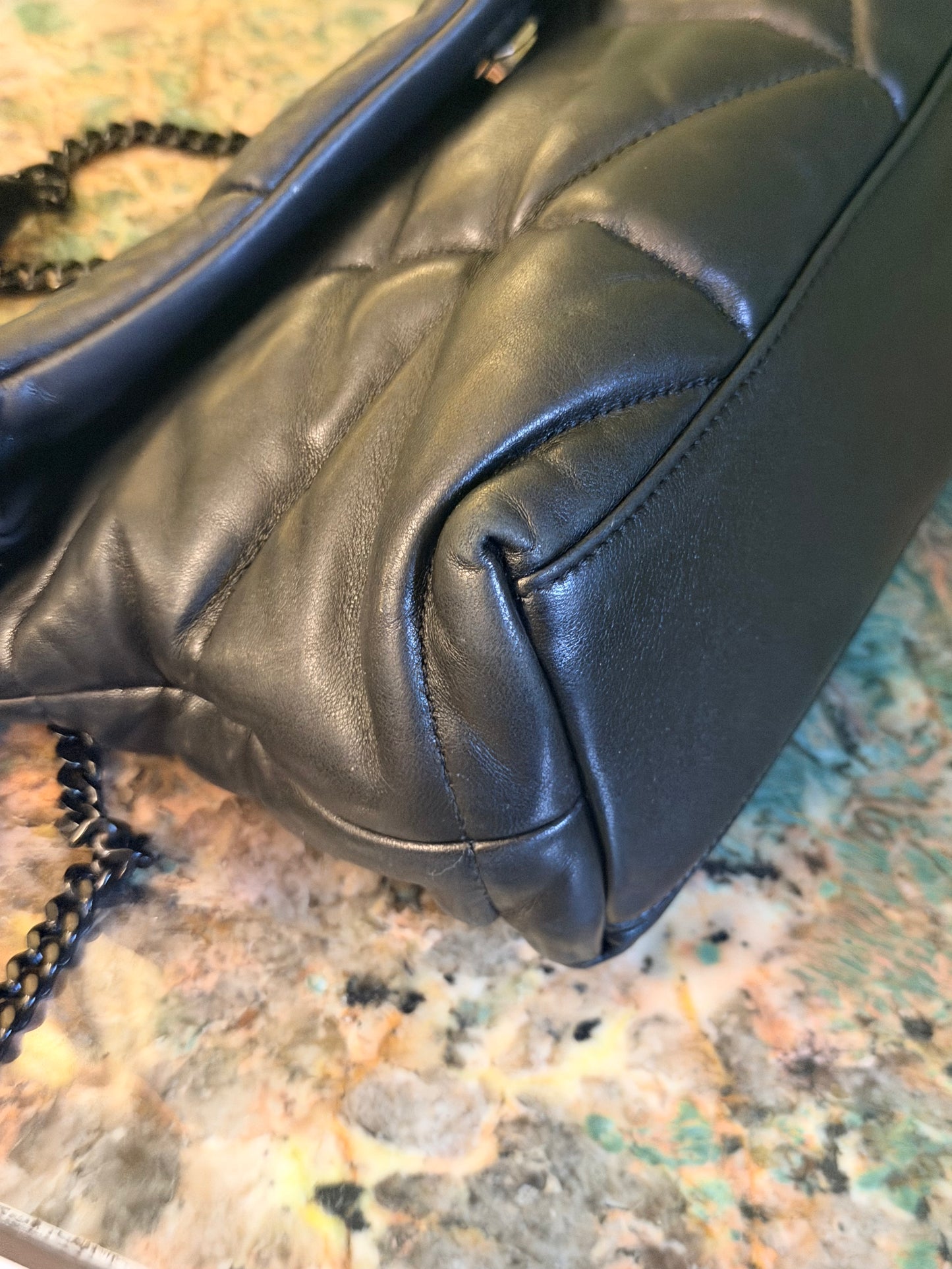 SAINT LAURENT BLACK SMALL LOULOU PUFFER SHOULDER BAG