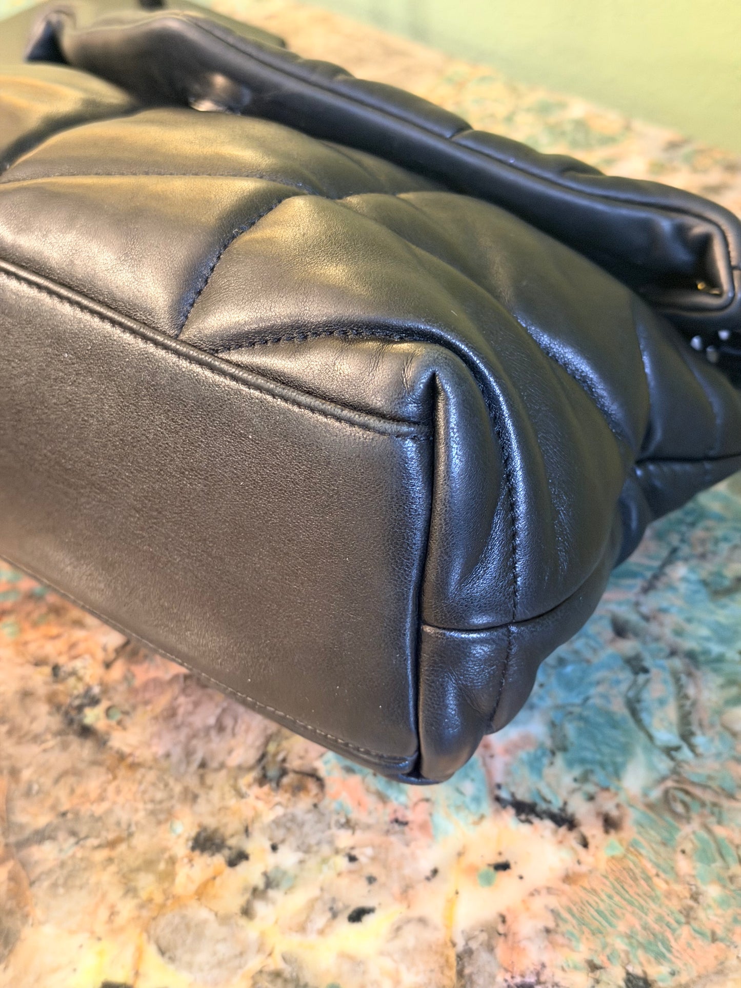 SAINT LAURENT BLACK SMALL LOULOU PUFFER SHOULDER BAG