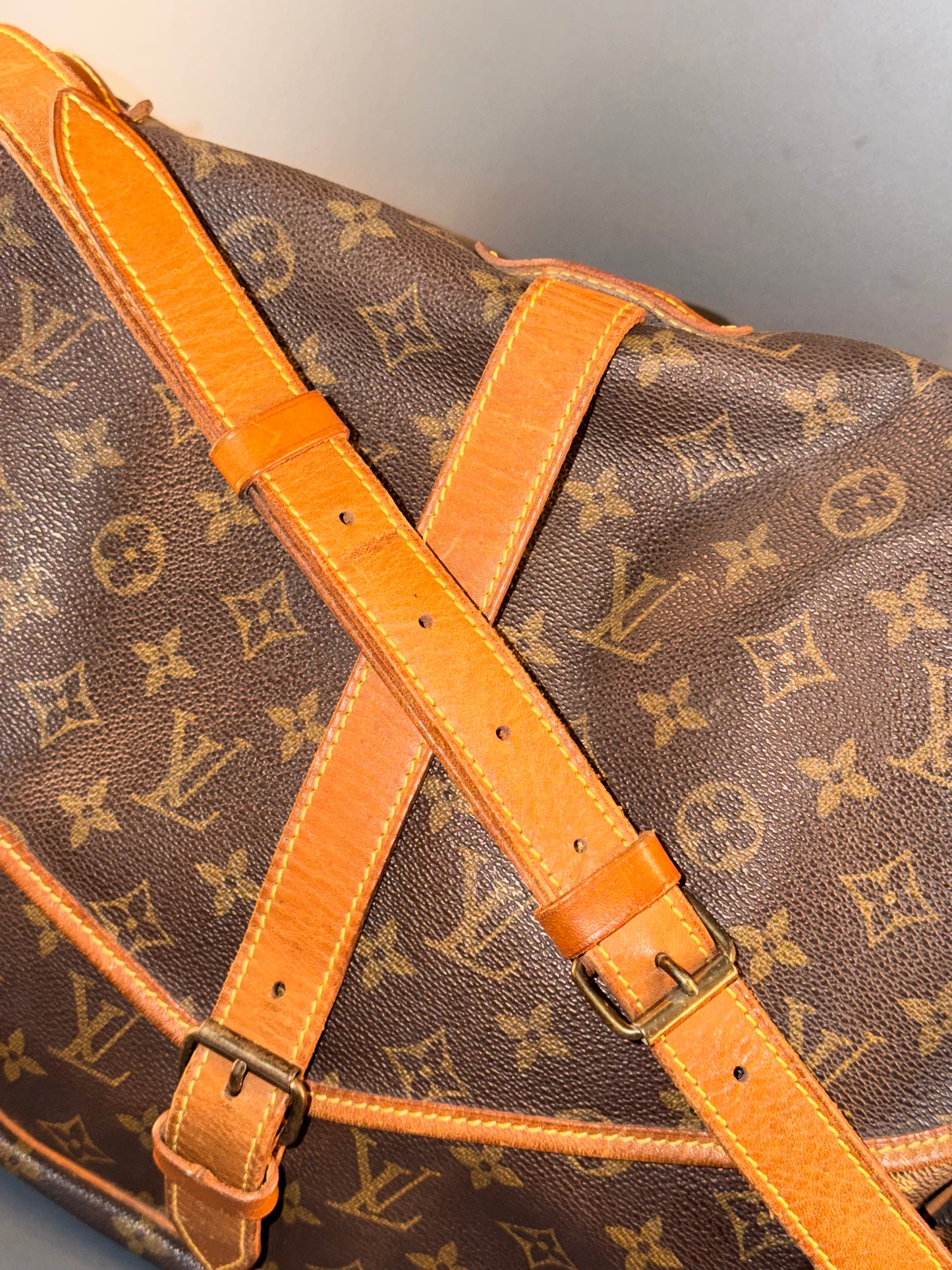 LOUIS VUITTON MONOGRAM SAUMUR 35 CROSSBODY BAG