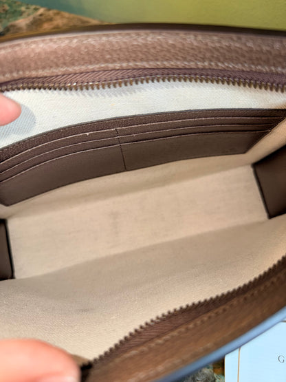 GUCCI GG SUPREME OPHIDIA POCHETTE