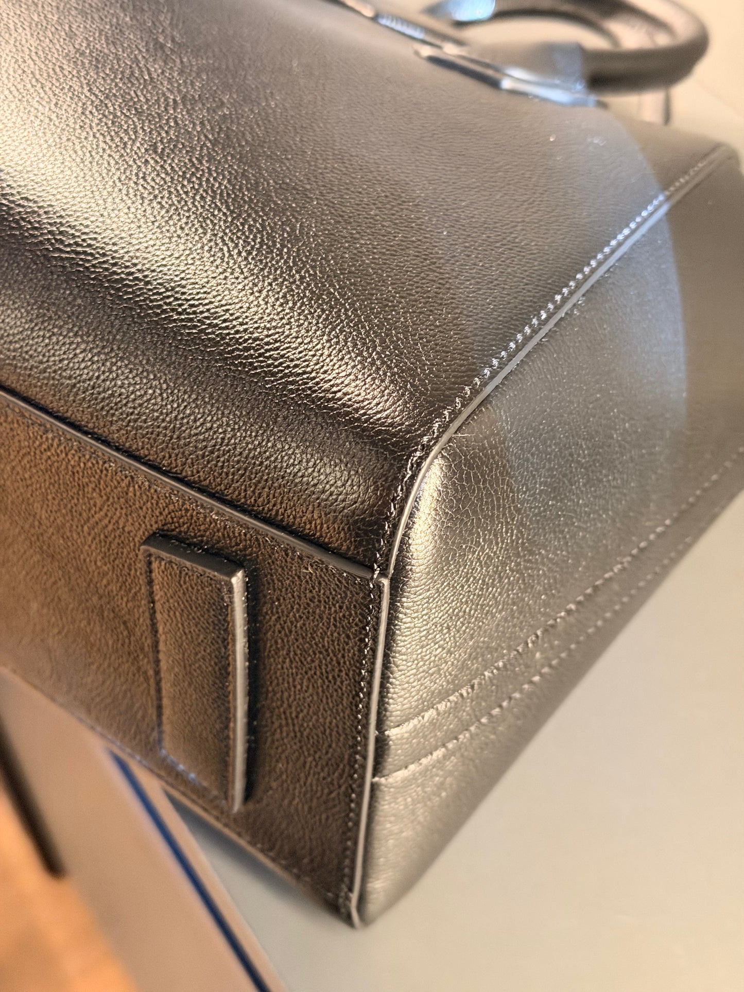 GIVENCHY BLACK SMALL ANTIGONA HANDBAG