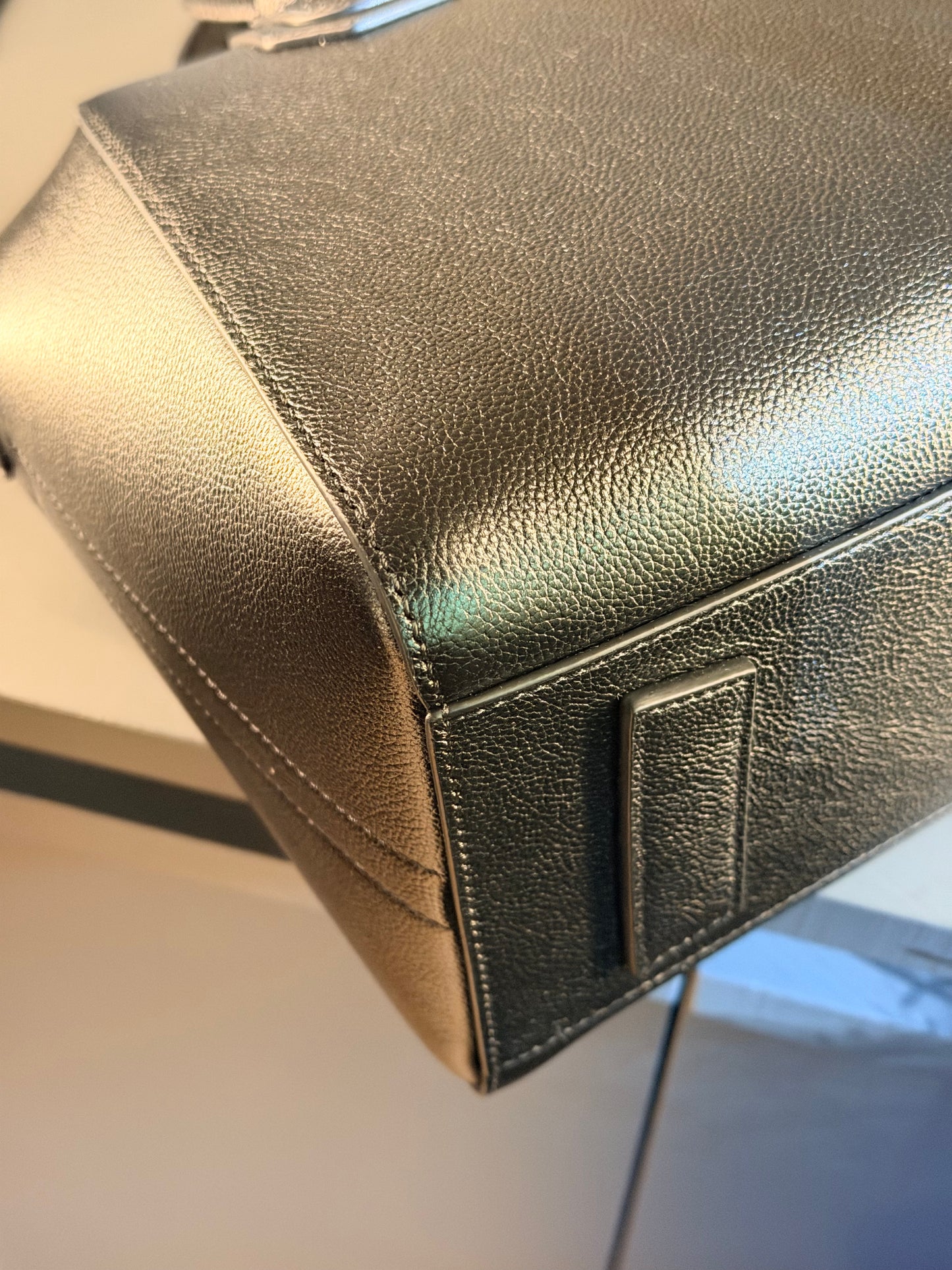 GIVENCHY BLACK SMALL ANTIGONA HANDBAG
