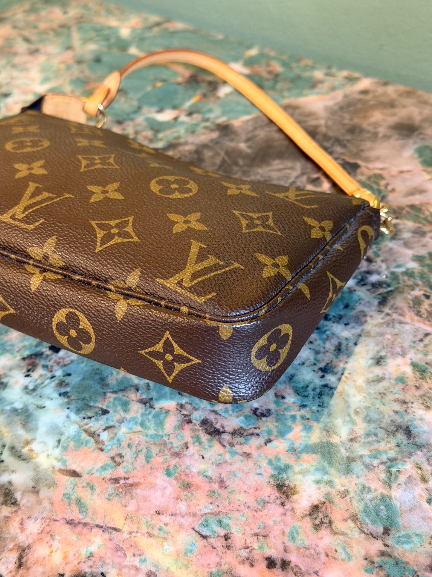 LOUIS VUITTON MONOGRAM POCHETTE ACCESSOIRES