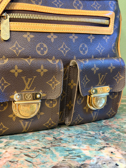 LOUIS VUITTON MONOGRAM HUDSON GM SHOULDER BAG