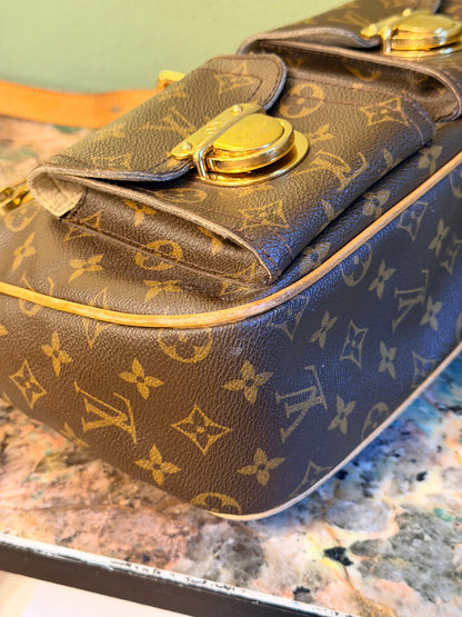 LOUIS VUITTON MONOGRAM HUDSON GM SHOULDER BAG