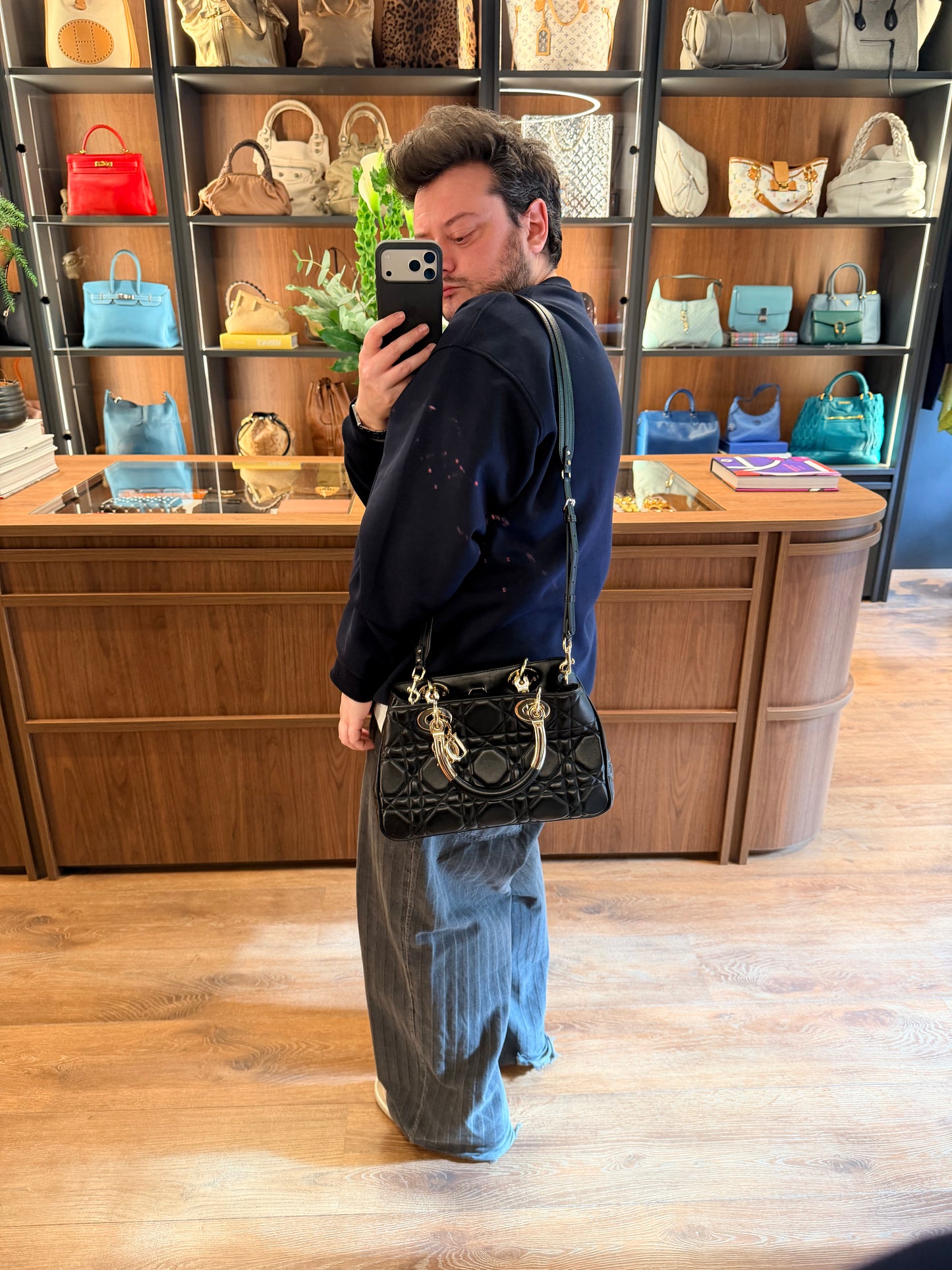 DIOR BLACK MAXI CANNAGE LADY DIOR 95.22 HANDBAG