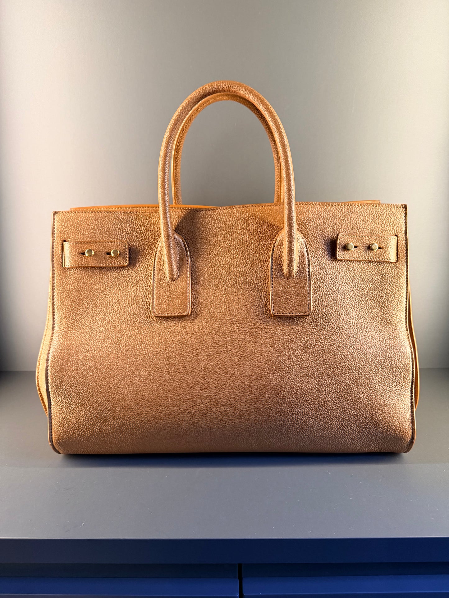 SAINT LAURENT TAN MEDIUM SAC DE JOUR HANDBAG