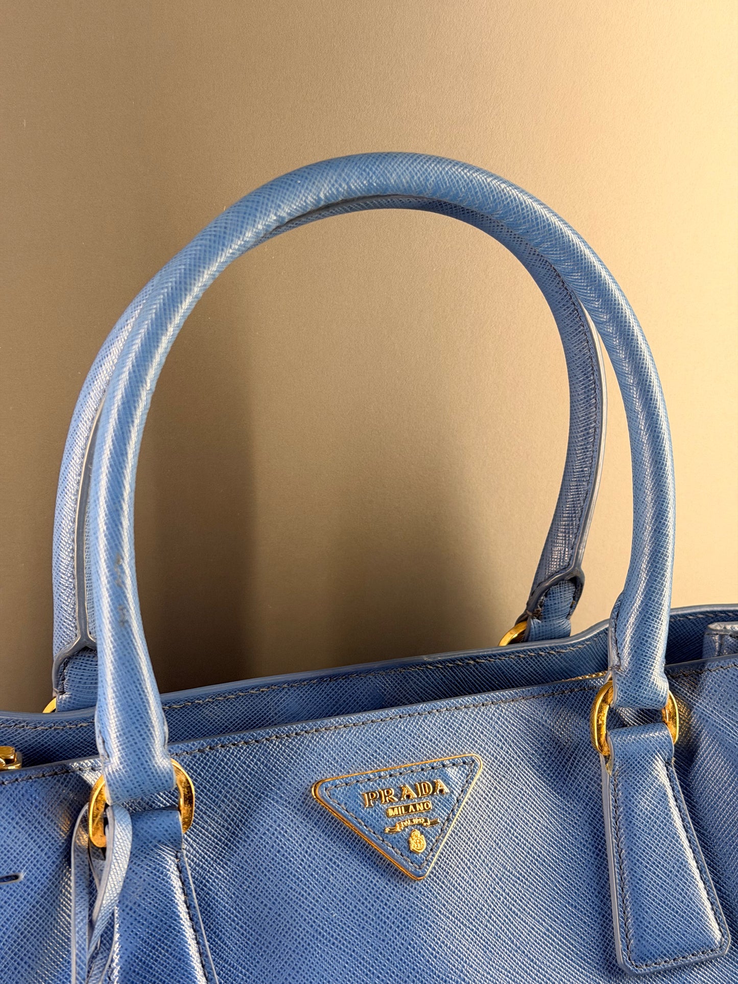 PRADA BLUE MEDIUM GALLERIA HANDBAG
