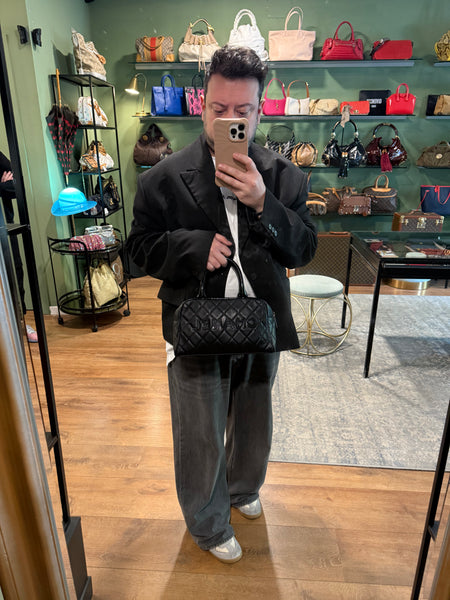 LOUIS VUITTON PURPLE VERNIS ROXBURY DRIVE HANDBAG
