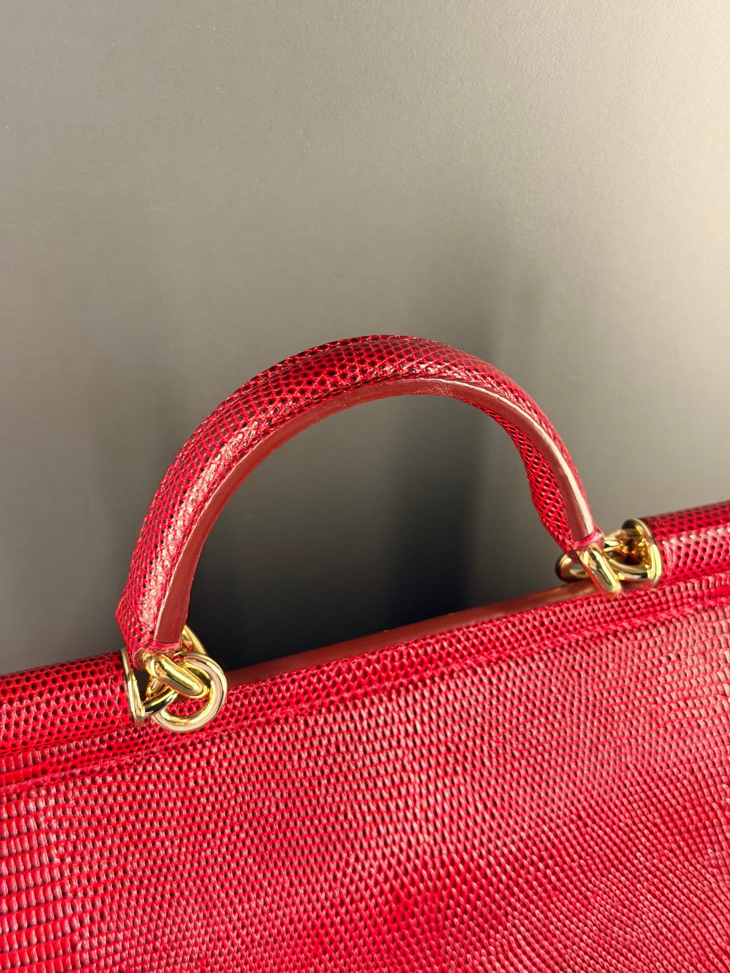 DOLCE & GABBANA RED AMBOSSED LIZARD MEDIUM MISS SICILY HANDBAG