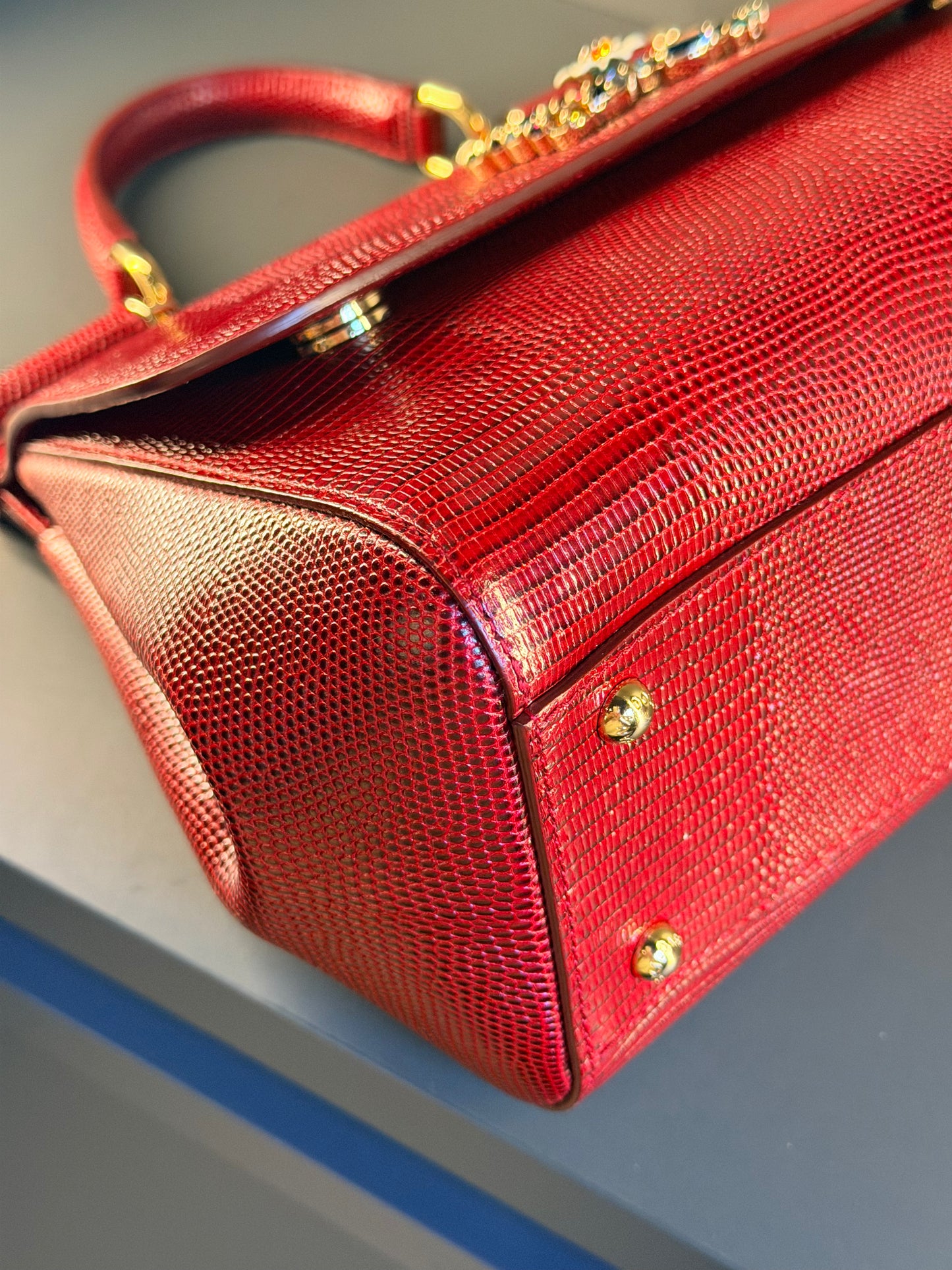 DOLCE & GABBANA RED AMBOSSED LIZARD MEDIUM MISS SICILY HANDBAG