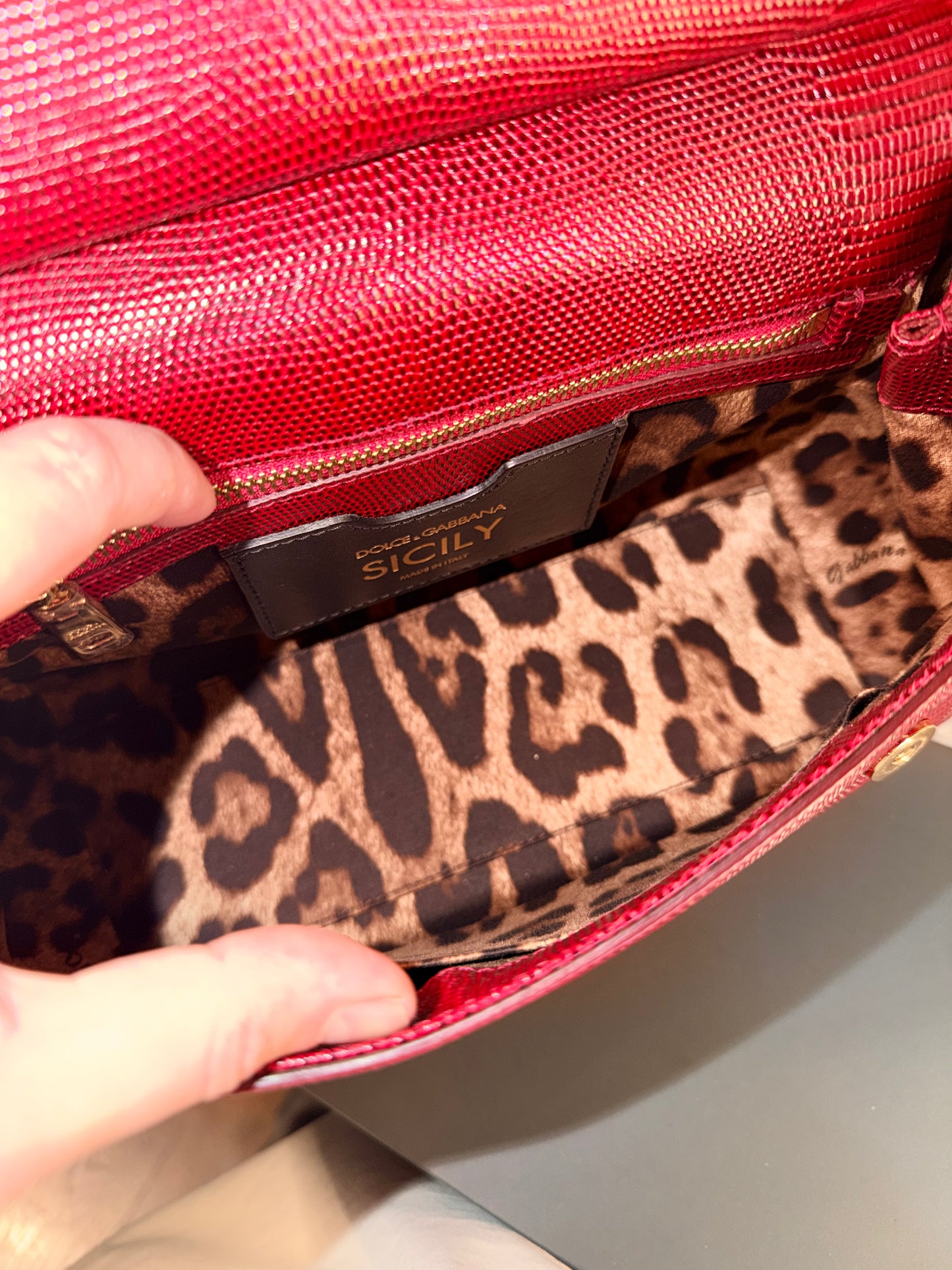 DOLCE & GABBANA RED AMBOSSED LIZARD MEDIUM MISS SICILY HANDBAG