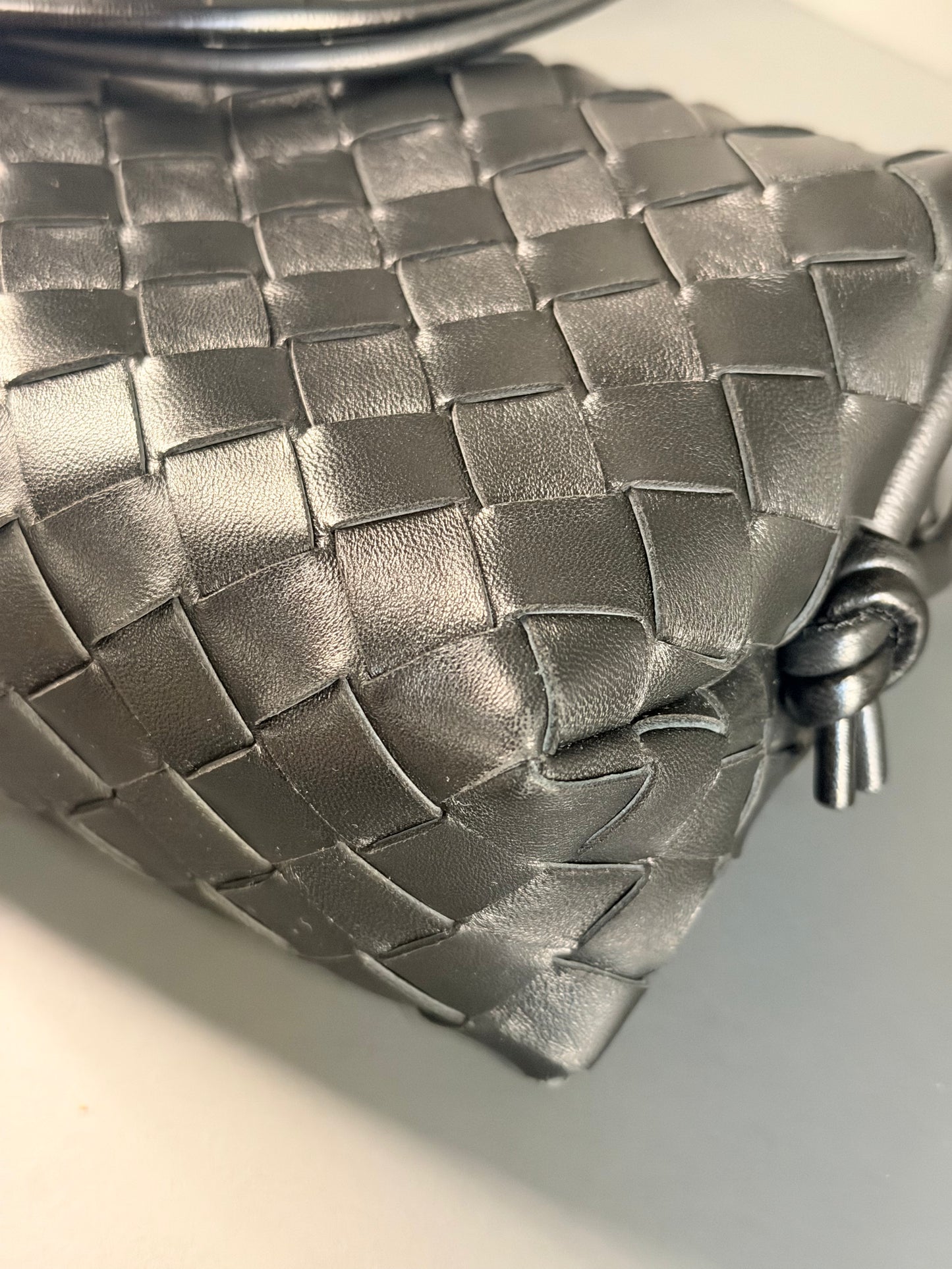 BOTTEGA VENETA BLACK MINI LOOP CROSSBODY BAG
