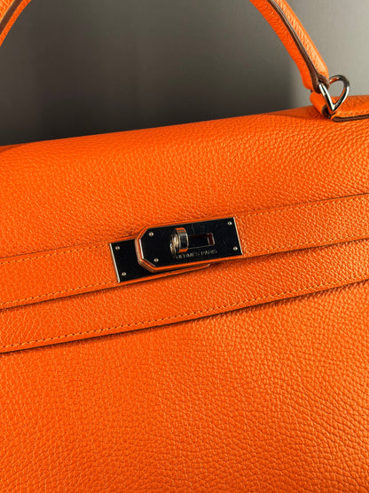 HERMÈS ORANGE TOGO KELLY 40 HANDBAG