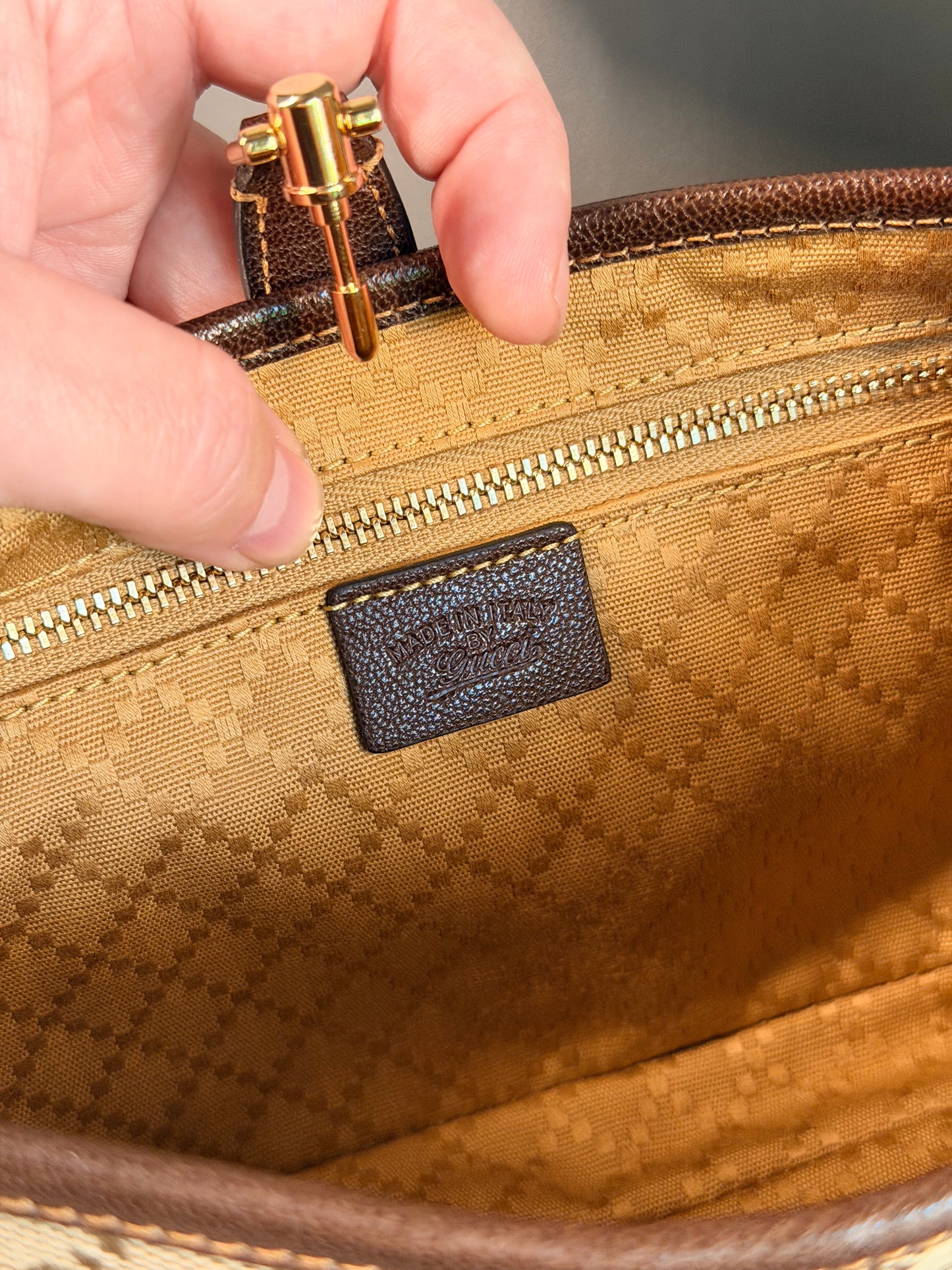GUCCI MONOGRAM GG JACKIE SLIM SHOULDER BAG