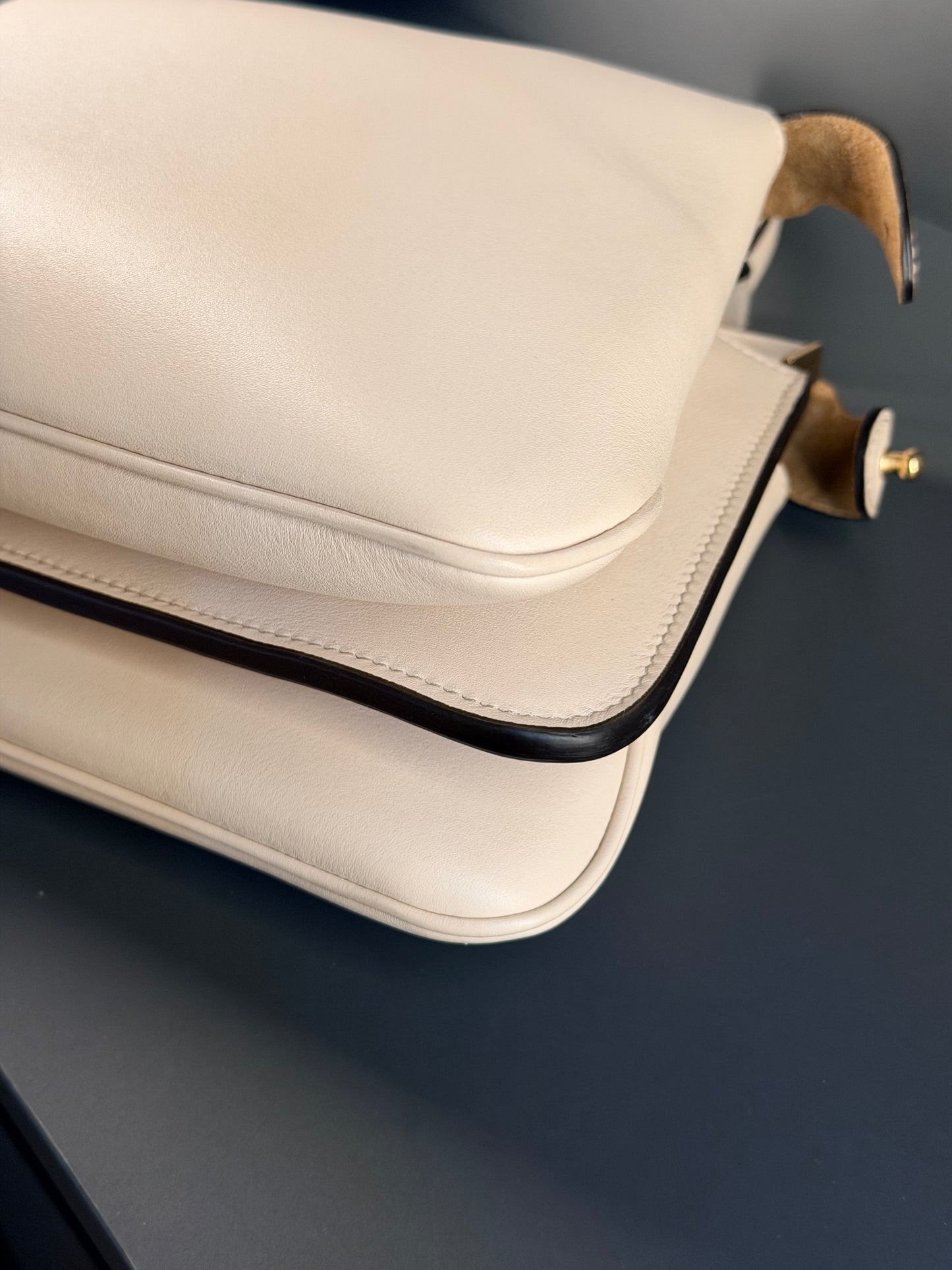 FENDI WHITE SMALL SOFT PEEKABOO SHOULDER BAG