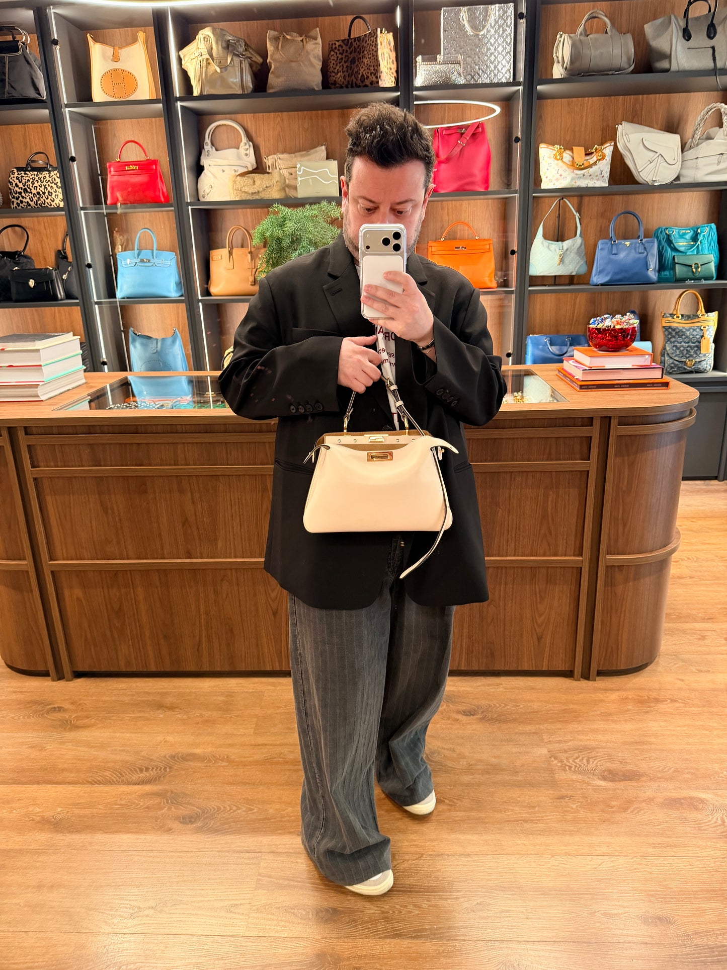 FENDI WHITE SMALL SOFT PEEKABOO SHOULDER BAG