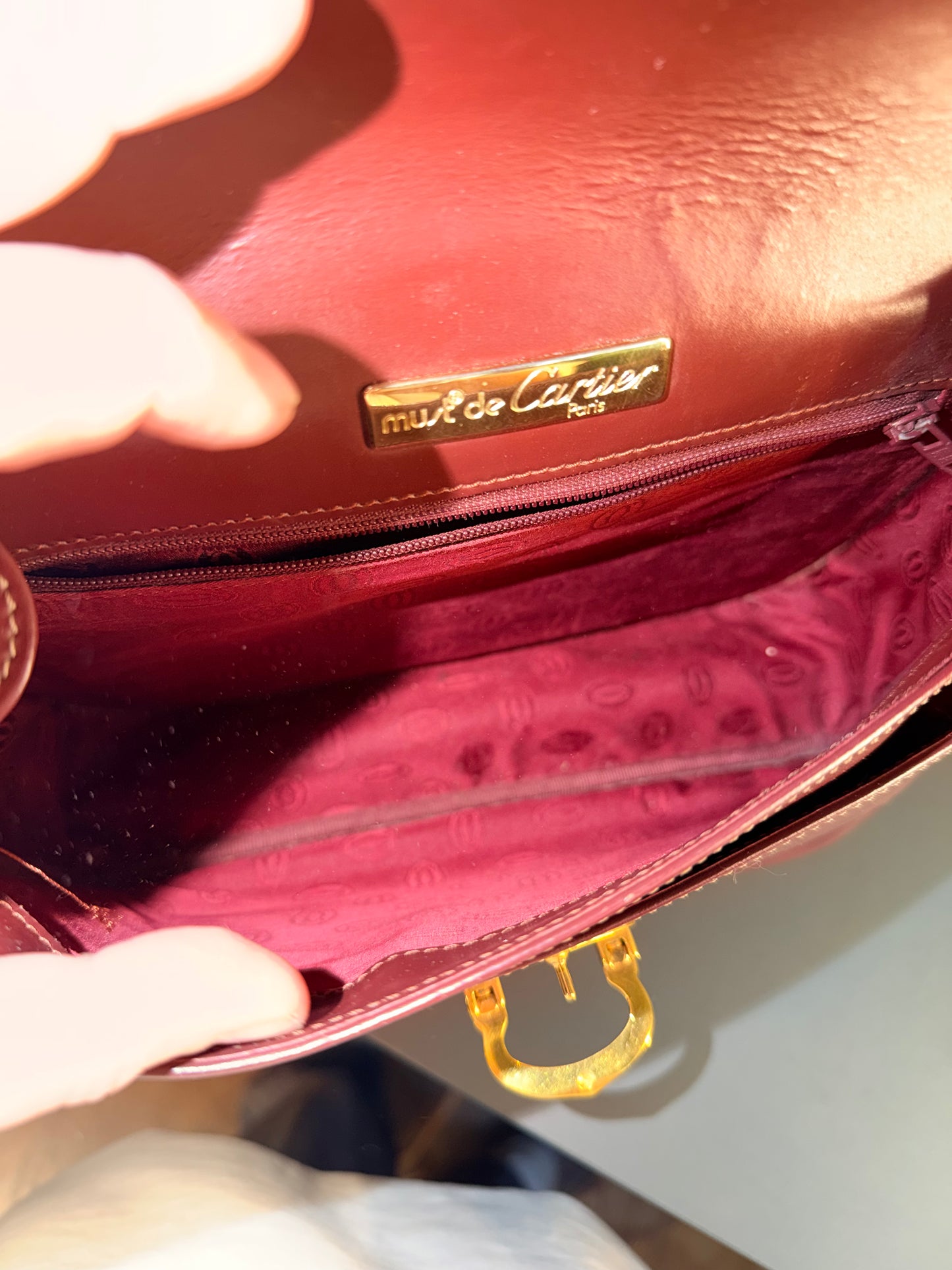 CARTIER BURGUNDY MESSANGER CROSSBODY BAG
