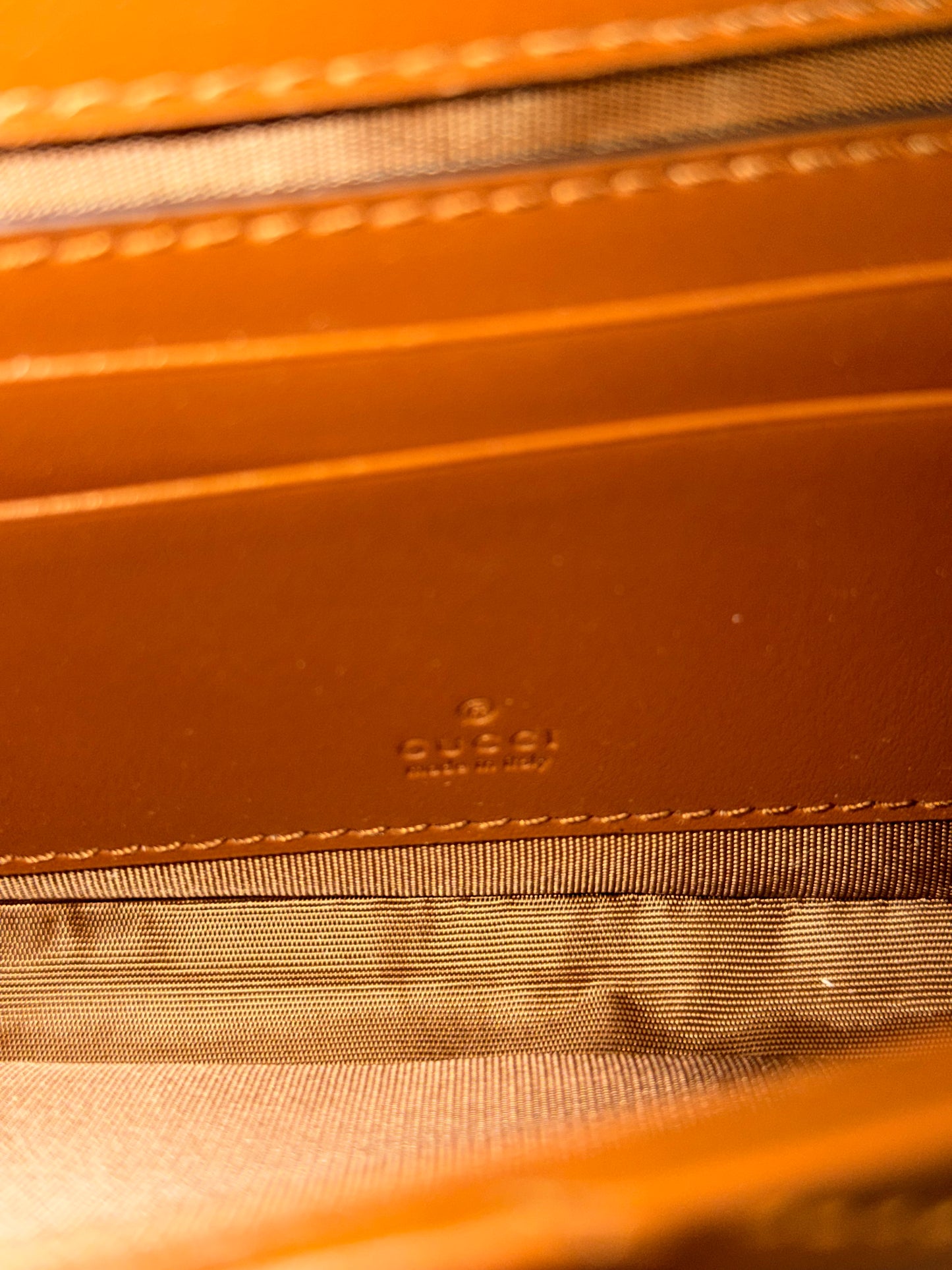 GUCCI TAN MARMONT SMALL CROSSBODY BAG W/ CARD HOLDER