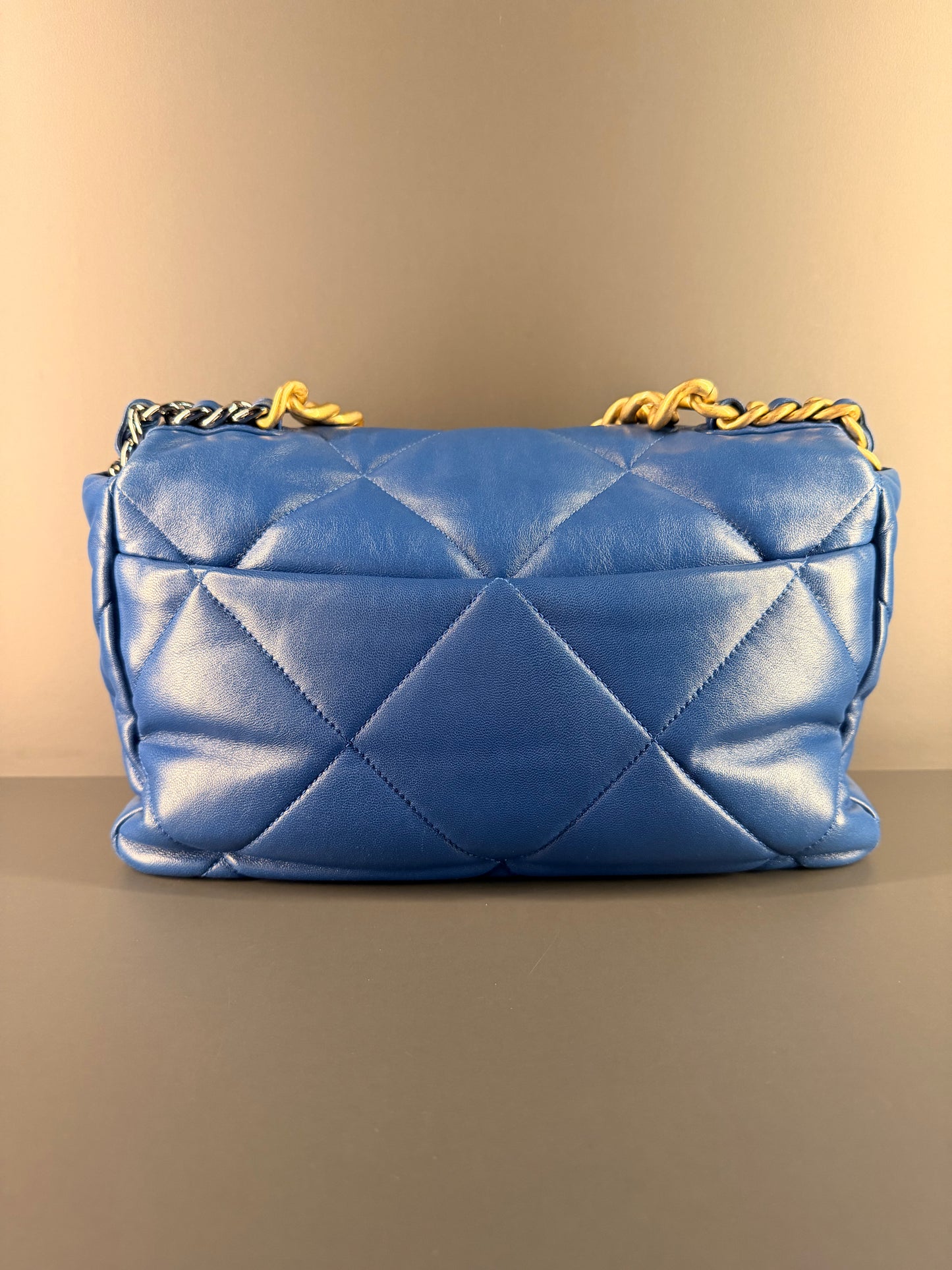 CHANEL BLUE MEDIUM 19 HANDBAG