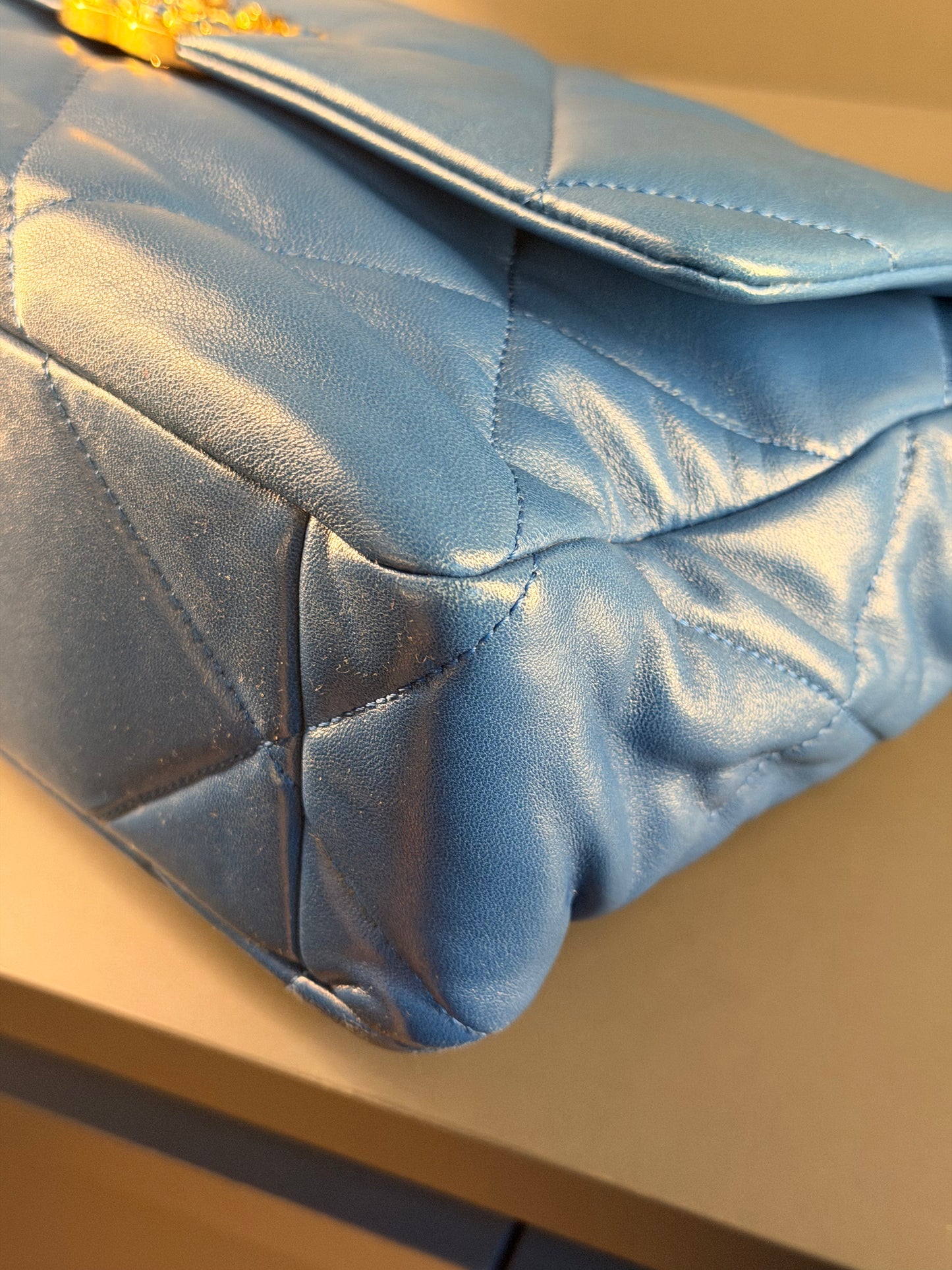 CHANEL BLUE MEDIUM 19 HANDBAG