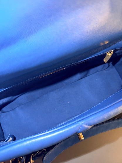 CHANEL BLUE MEDIUM 19 HANDBAG