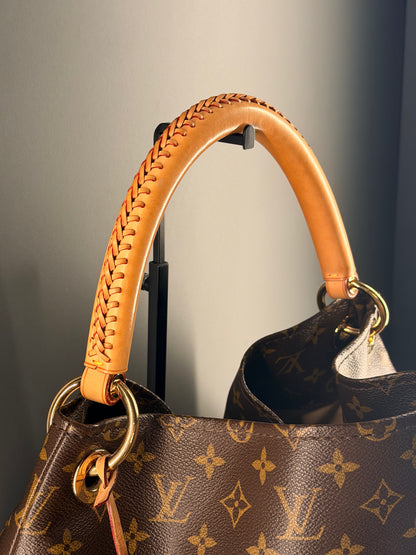 LOUIS VUITTON MONOGRAM ARTSY SHOULDER BAG