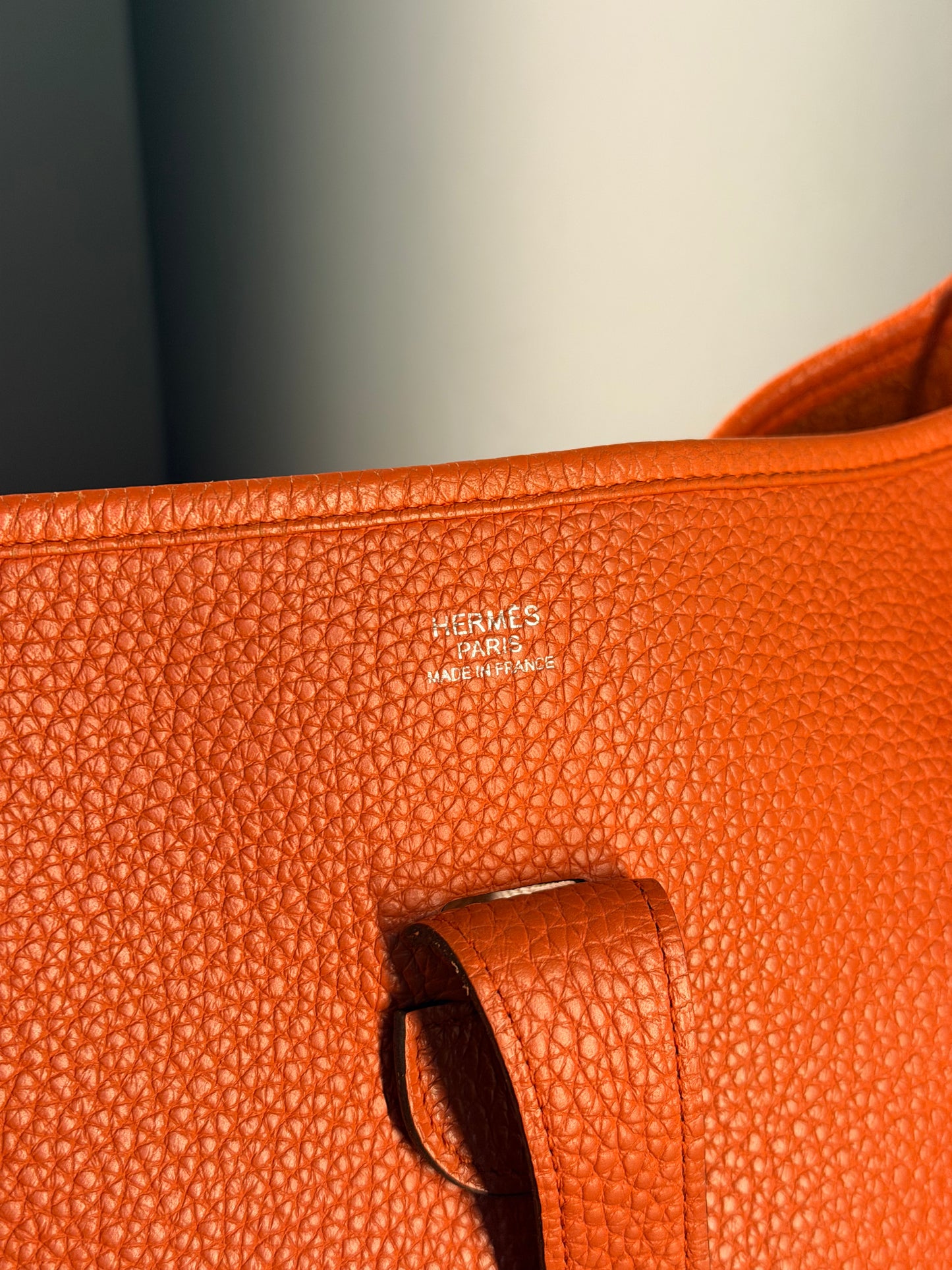 HERMÈS ORANGE TOGO EVELYNE CROSSBODY BAG