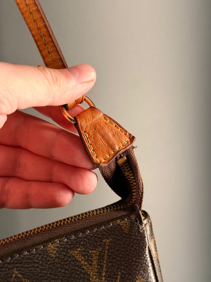 LOUIS VUITTON MONOGRAM POCHETTE ACCESSOIRES NM SHOULDER BAG