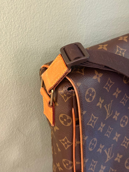 LOUIS VUITTON MONOGRAM ABESSES MESANGER BAG