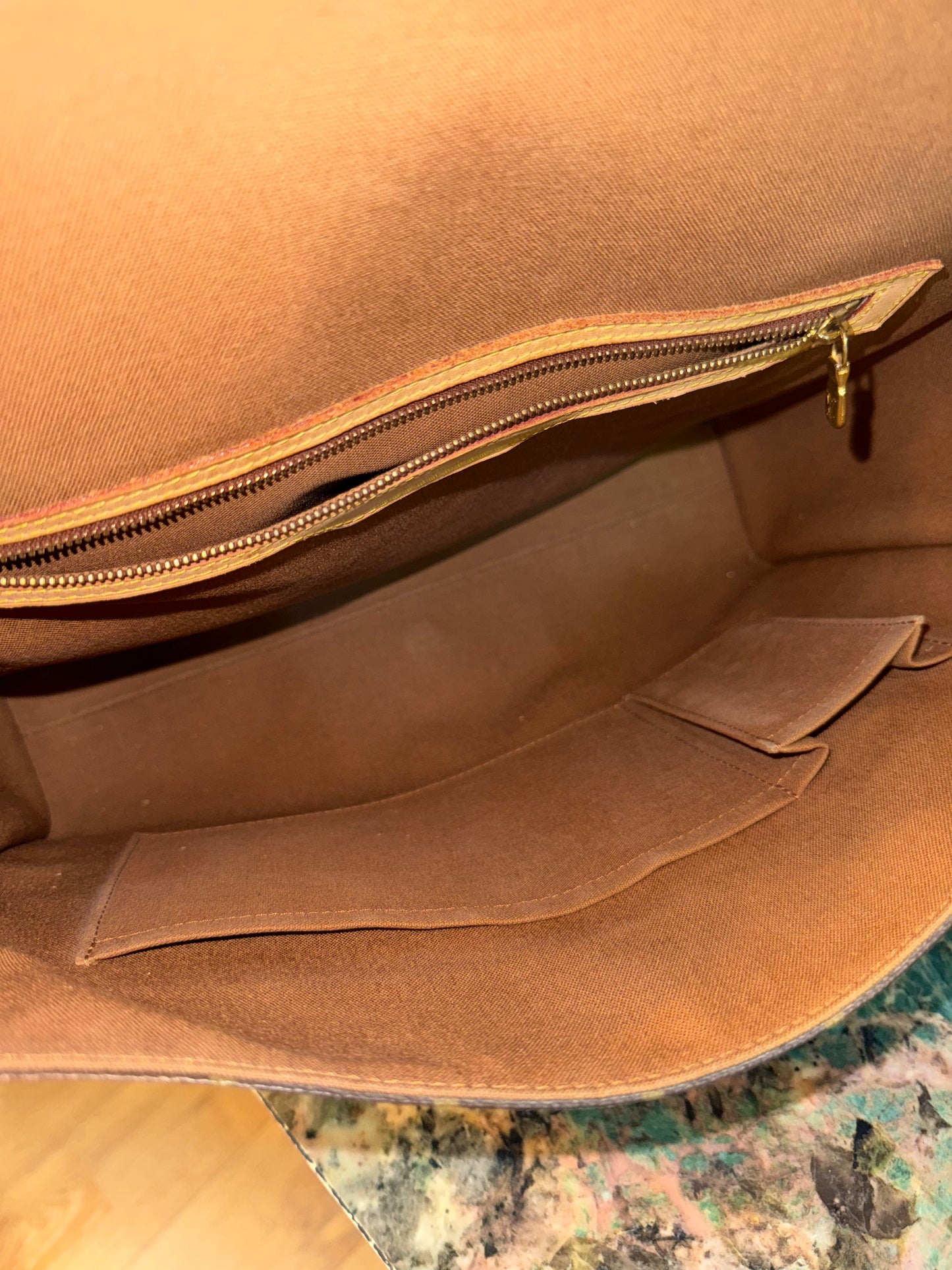 LOUIS VUITTON MONOGRAM ABESSES MESANGER BAG
