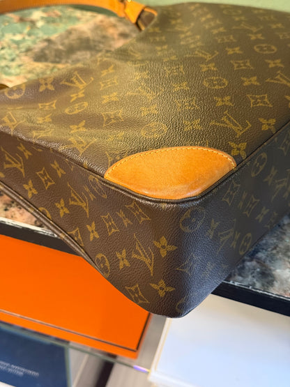 LOUIS VUITTON MONOGRAM BOULOGNE SHOULDER BAG