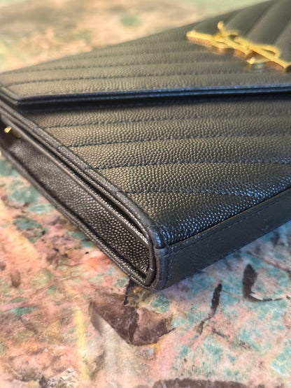 SAINT LAURENT BLACK CASSANDRE CHAIN POCHETTE
