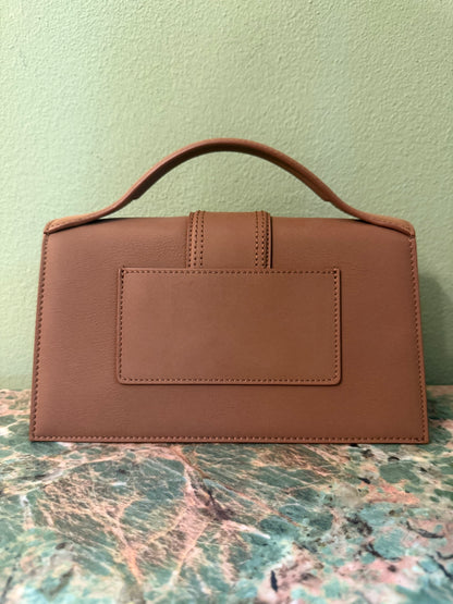 JAQUEMUS LIGHT BROWN LE GRAND BAMBINO HANDBAG