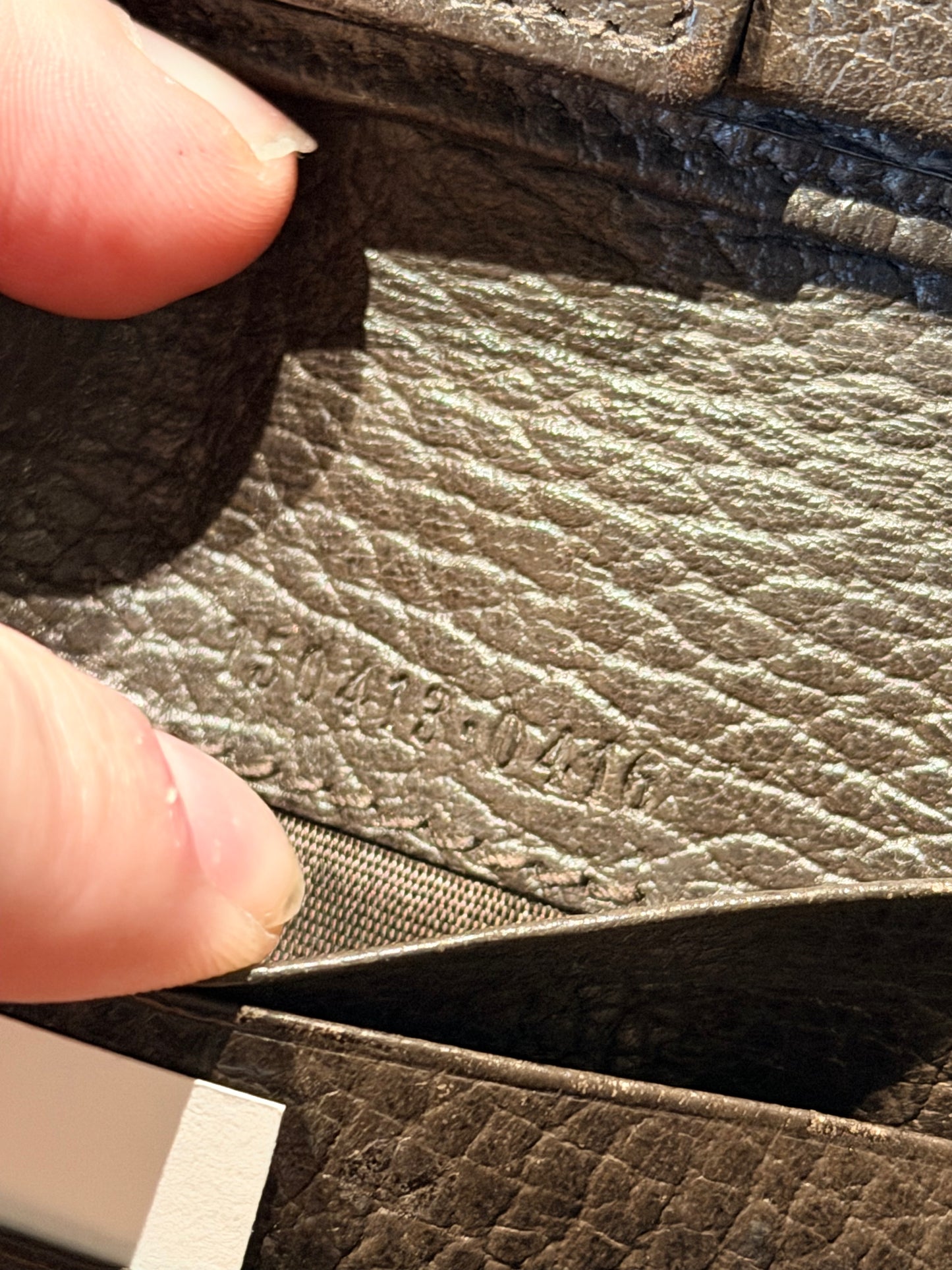 GUCCI BROWN GG MEN WALLET