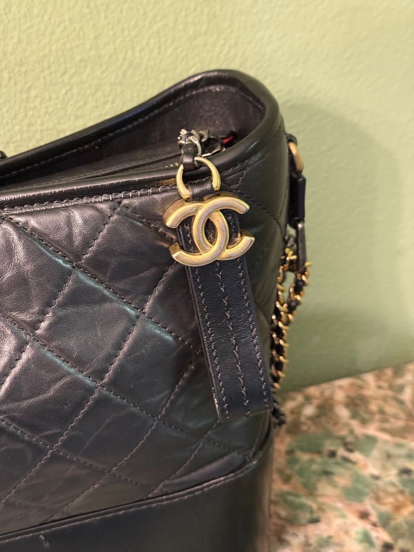 CHANEL BLACK MEDIUM GABRIELLE SHOULDER BAG