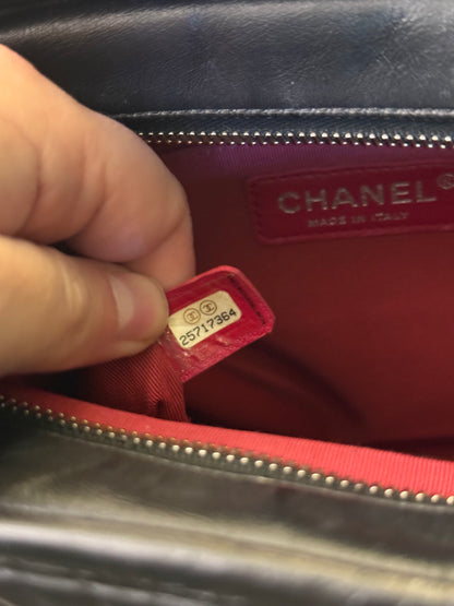 CHANEL BLACK MEDIUM GABRIELLE SHOULDER BAG
