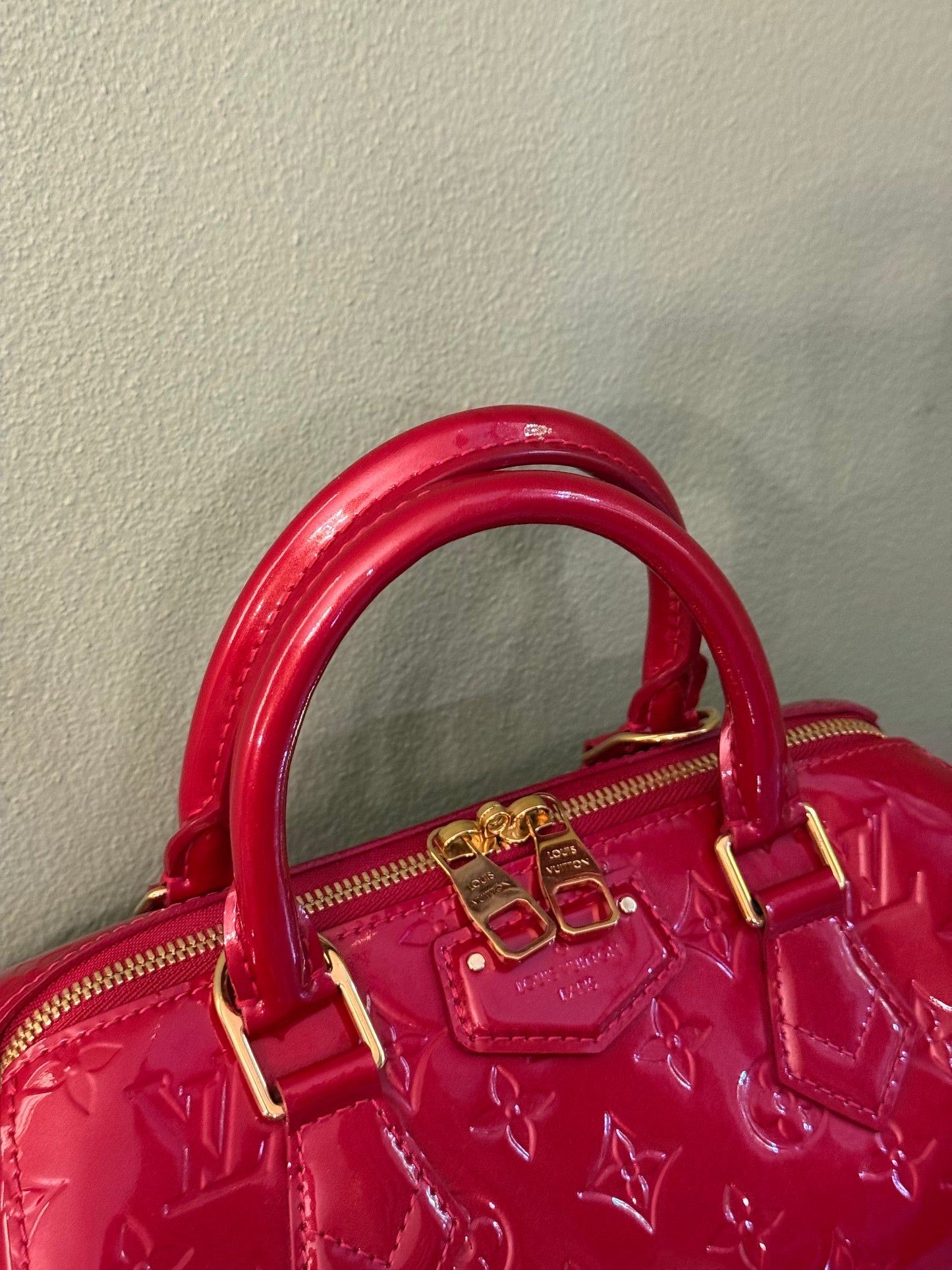 LOUIS VUITTON RED MONOGRAM VERNIS MONTANA BOSTON BAG