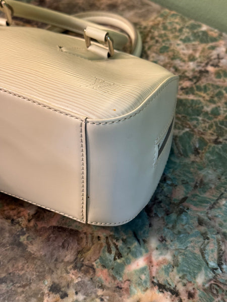 LOUIS VUITTON WHITE EPI JASMIN HANDBAG