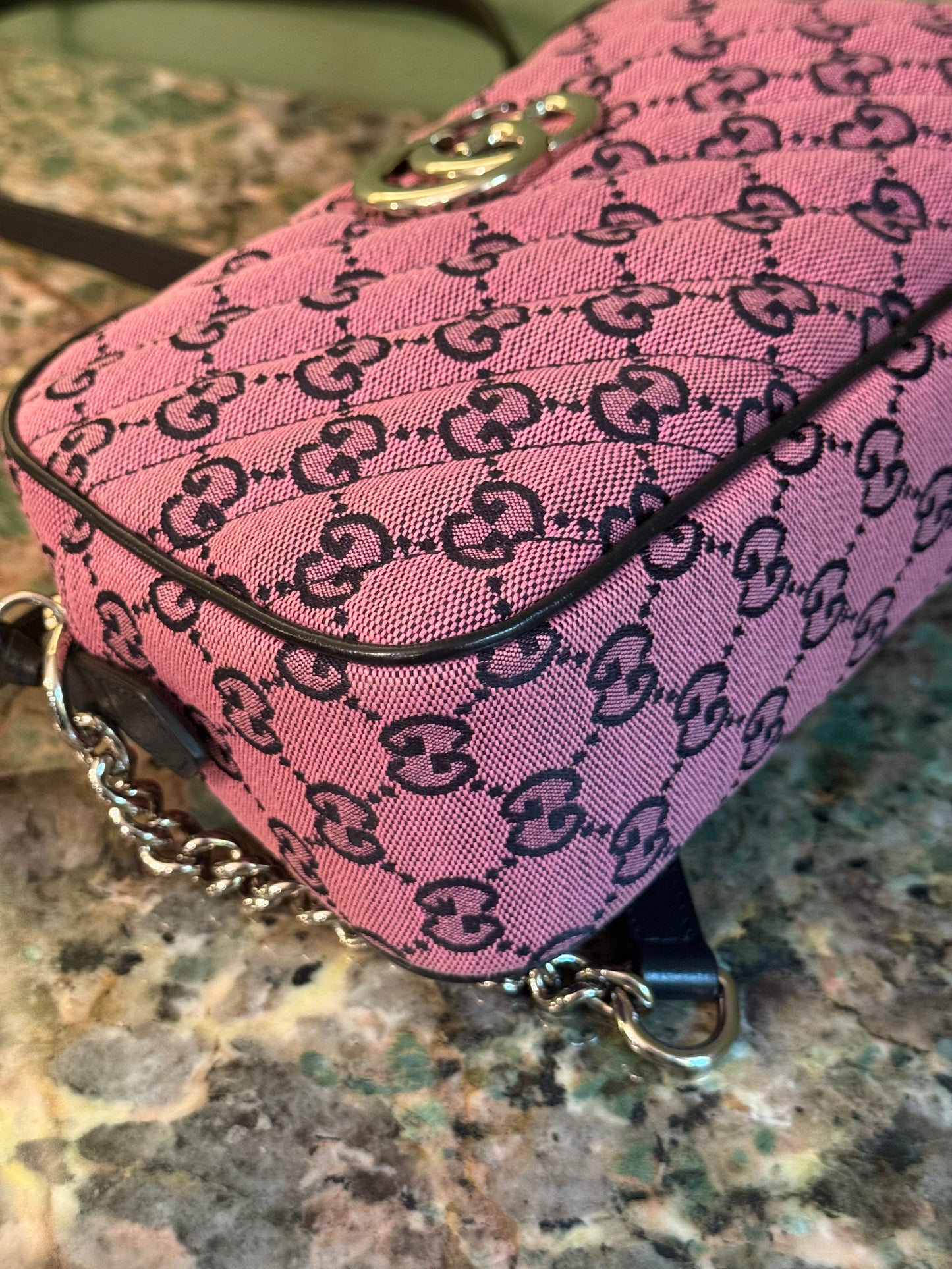 GUCCI PINK MONOGRAM MARMONT CAMERA BAG