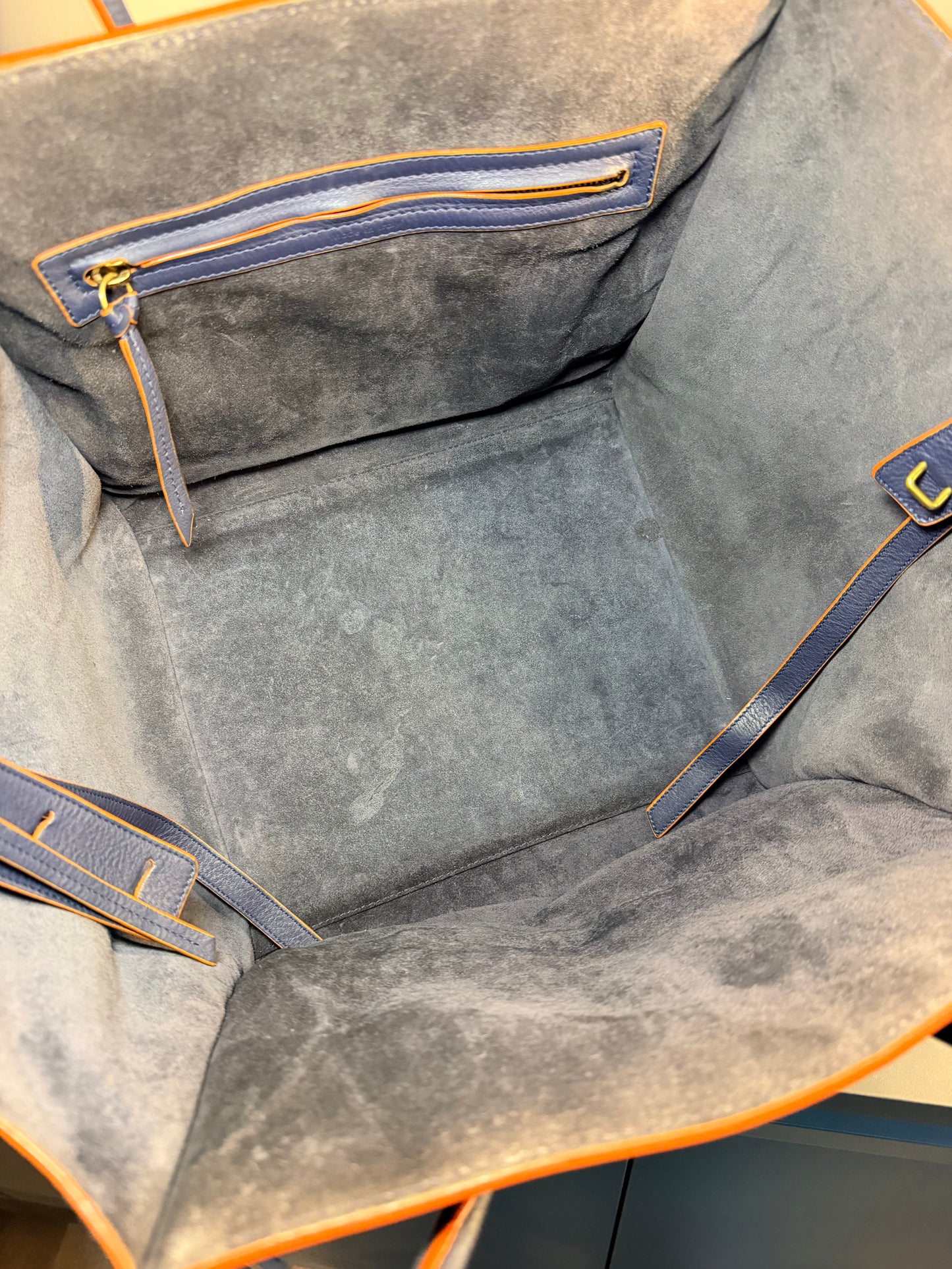CÈLINE NAVY PHANTON LUGGAGE HANDBAG