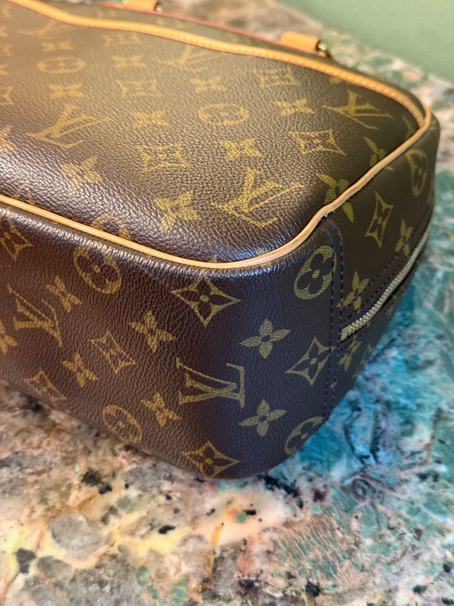 LOUIS VUITTON MONOGRAM TROUVILLE HANDBAG