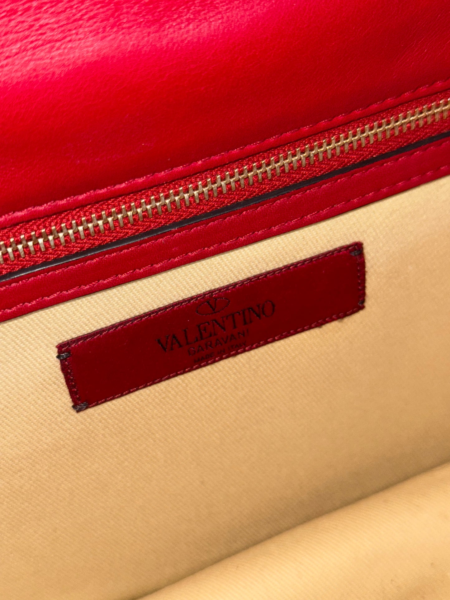 VALENTINO RED GLAMLOCK SHOULDER BAG