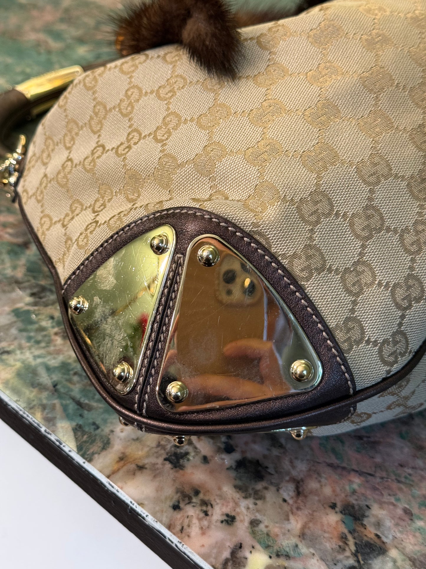 GUCCI MONOGRAM MINK MEDIUM INDY SHOULDER BAG
