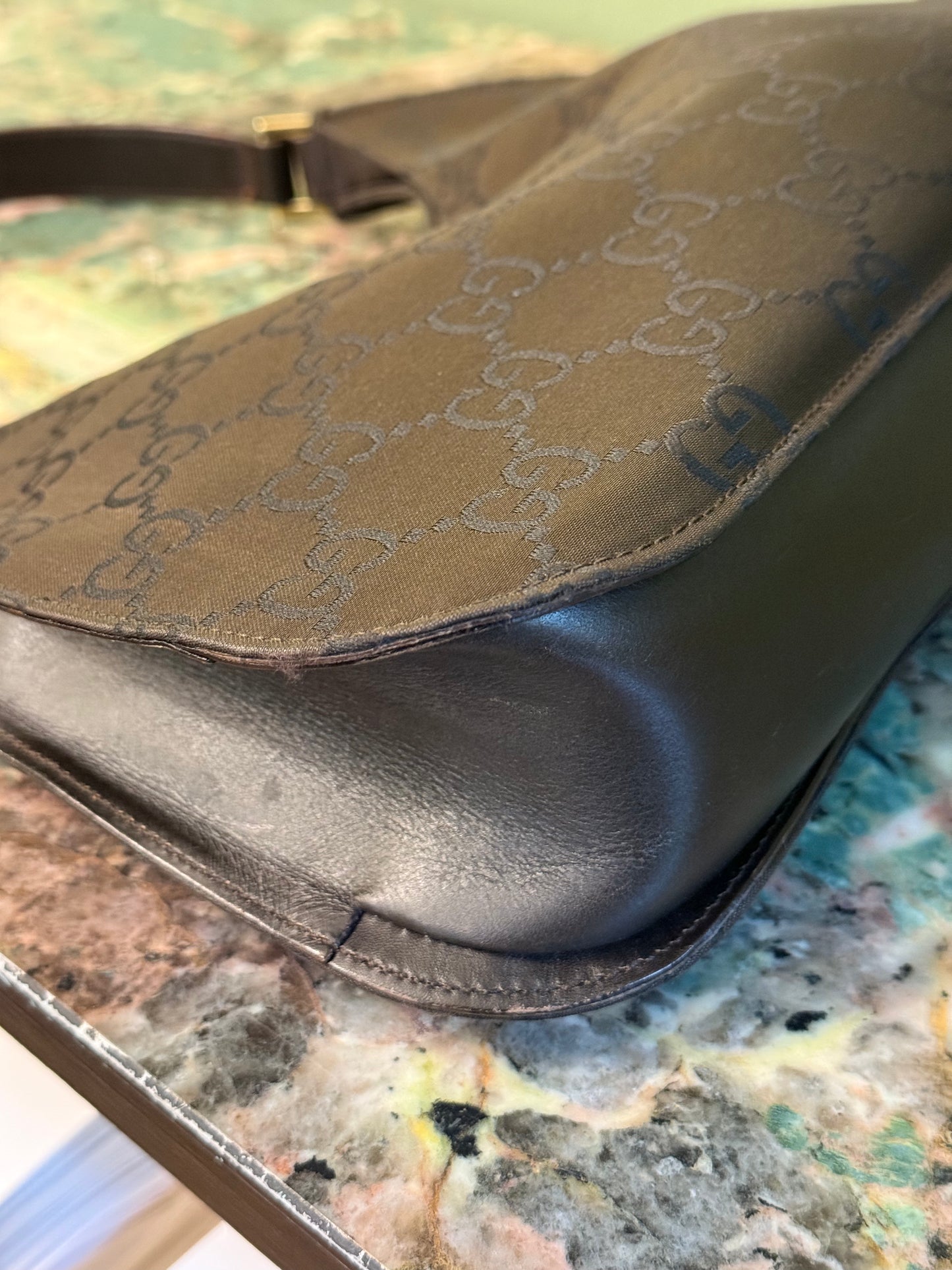 GUCCI BROWN MONOGRAM HOBO BAG