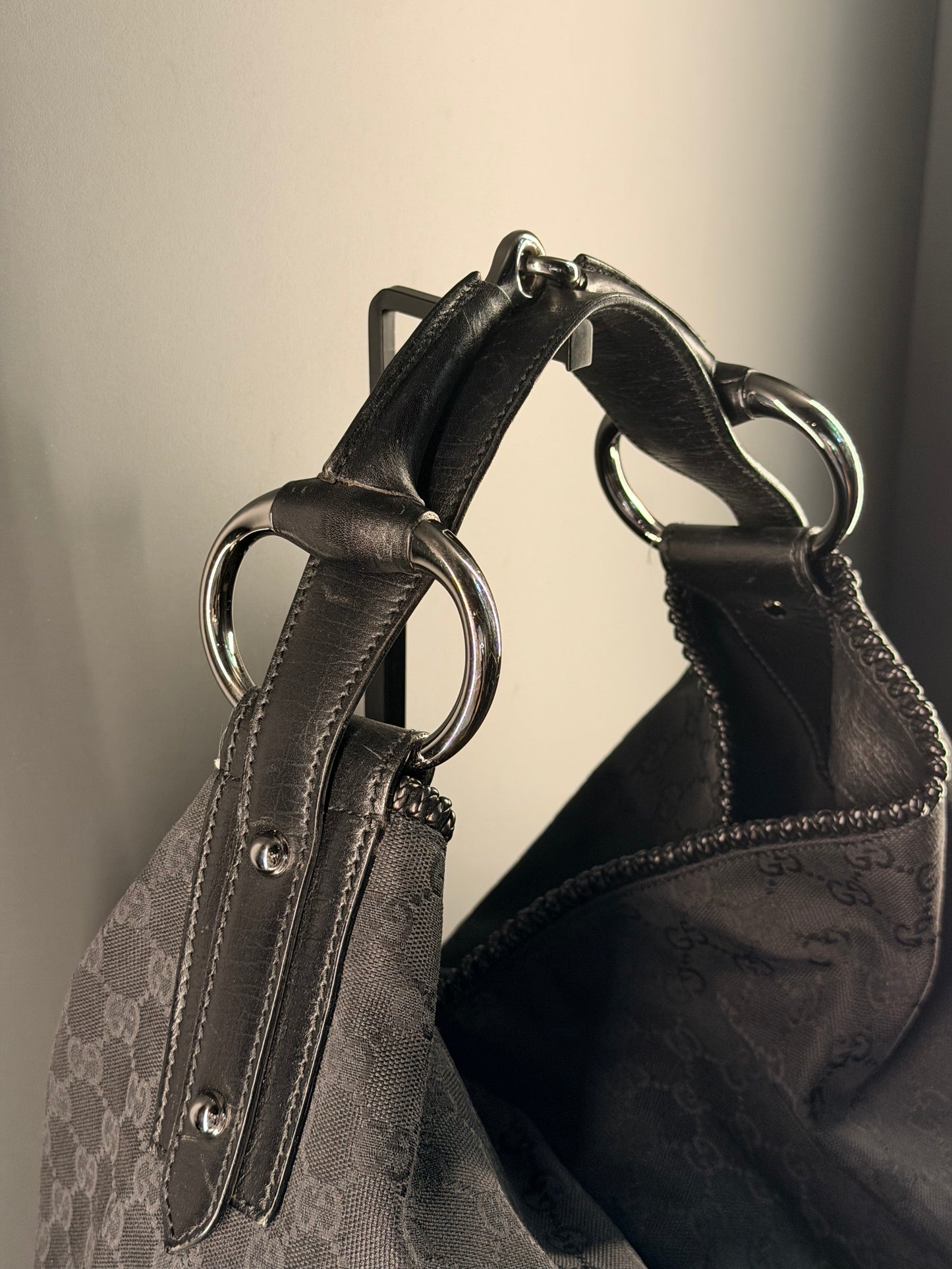 GUCCI BY TOM FORD BLACK GG CANVAS HORSEBIT HOBO BAG