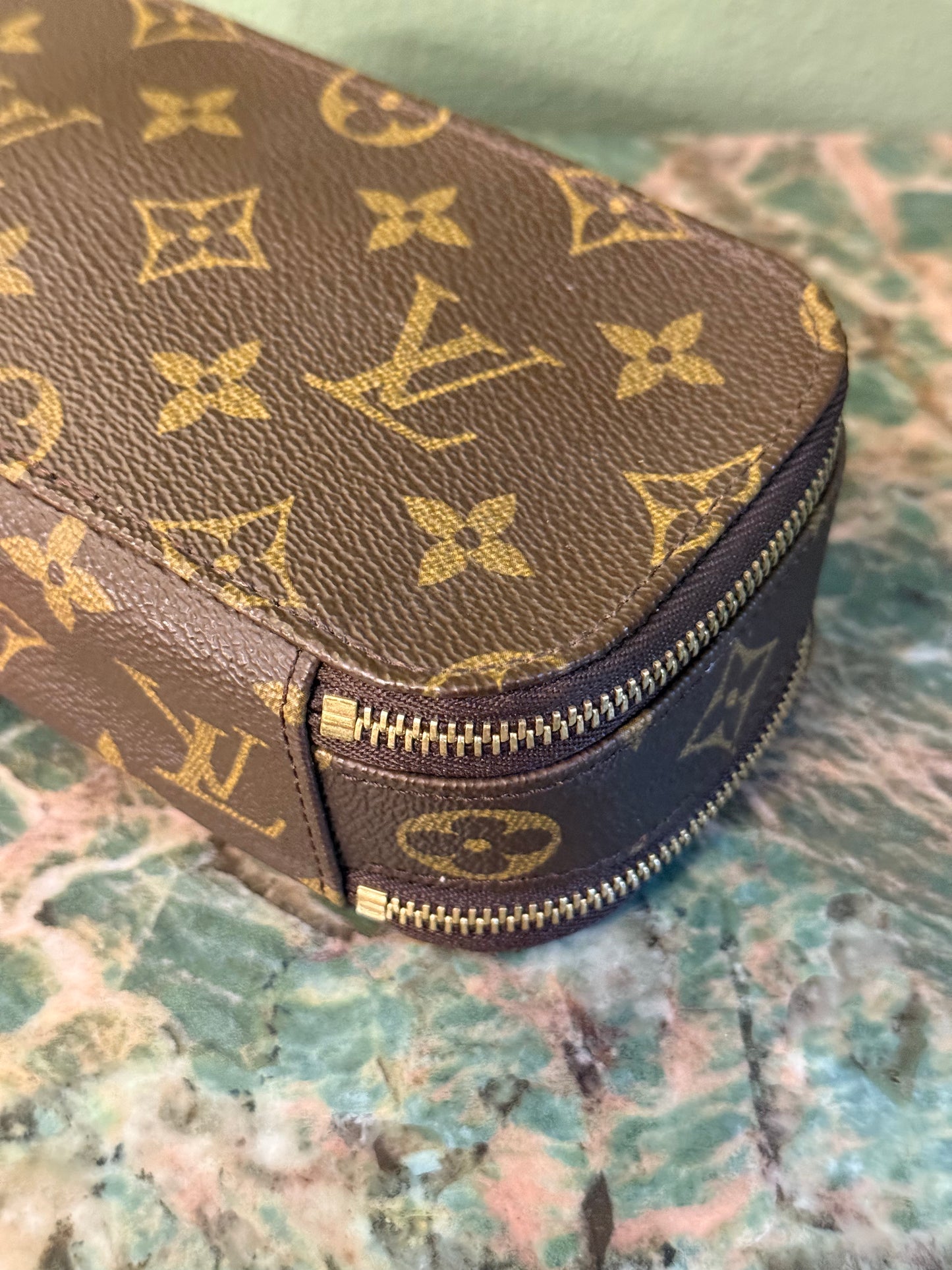 LOUIS VUITTON MONOGRAM SMALL JEWELRY TROUSSE